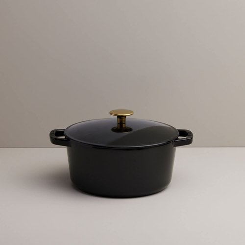 Milo by Kana 3.5-quart Enameled Cast Iron Dutch Oven with Lid | Premium Casserole Cooking Pot | Enamel Coating Inside and Out | Oven Safe and Dishwasher Friendly (Gloss Black with Gold Knob)
