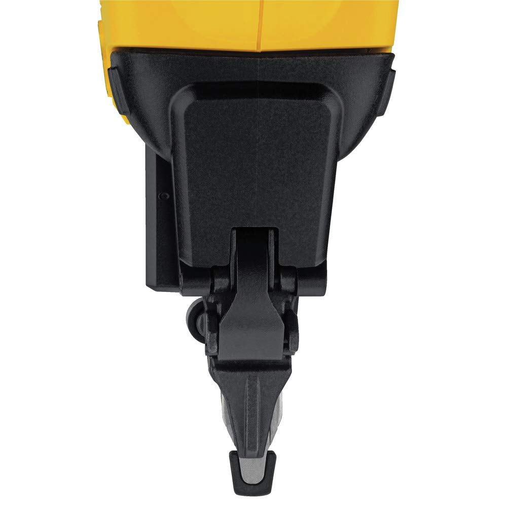 DEWALT 20V MAX* Cordless Brad Nailer Kit, 18GA (DCN680D1)