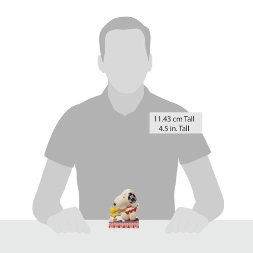 Enesco Peanuts Collection by Jim Shore Woodstock and Snoopy with Heart Garland Figurine- Stone Resin Hand Crafted Painted Collectible Peanuts Snoopy Figurines Home Decor Statue, 4.5 Inch