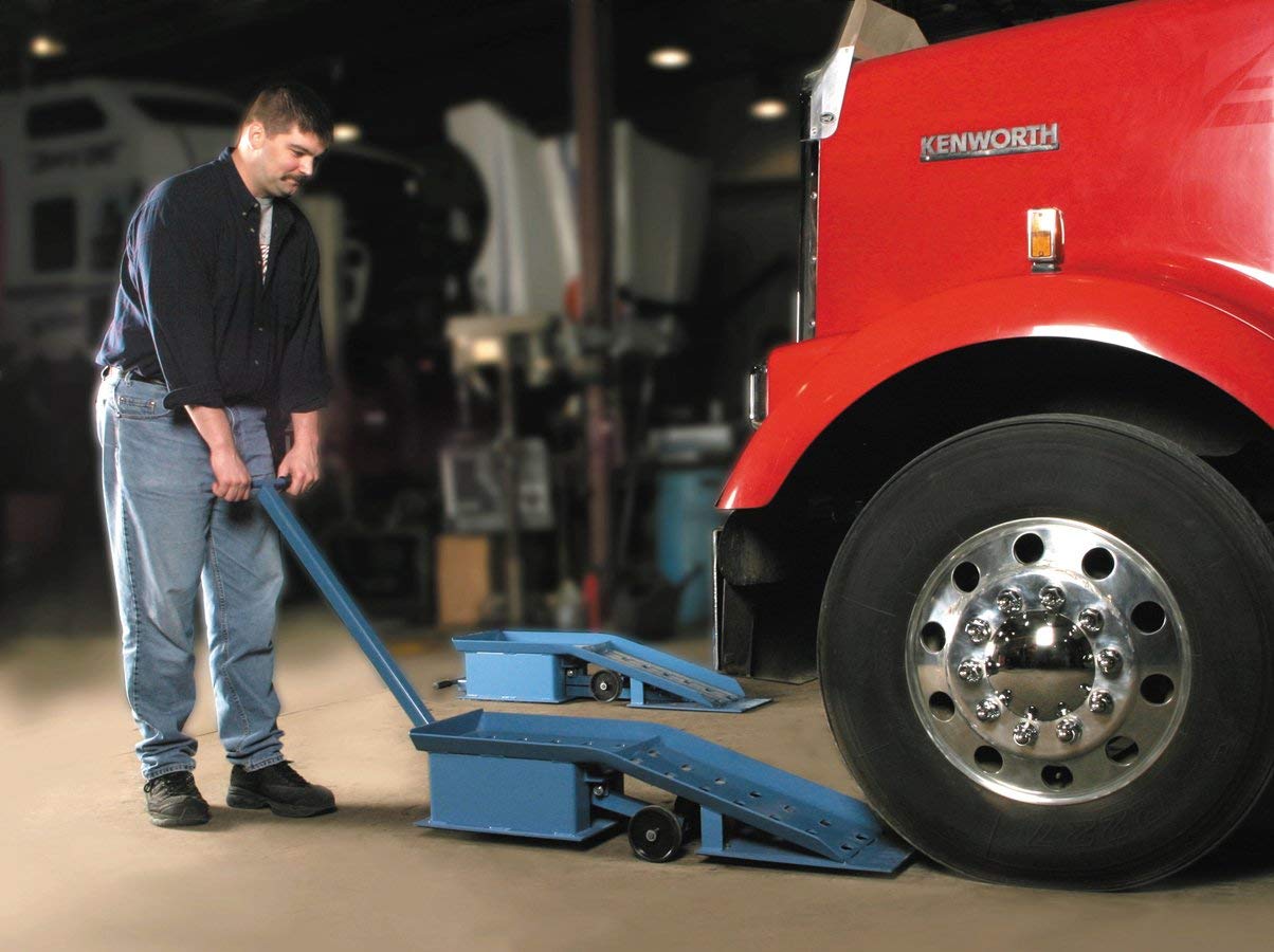 OTC 5268 20-Ton Capacity Per Pair Truck Ramps