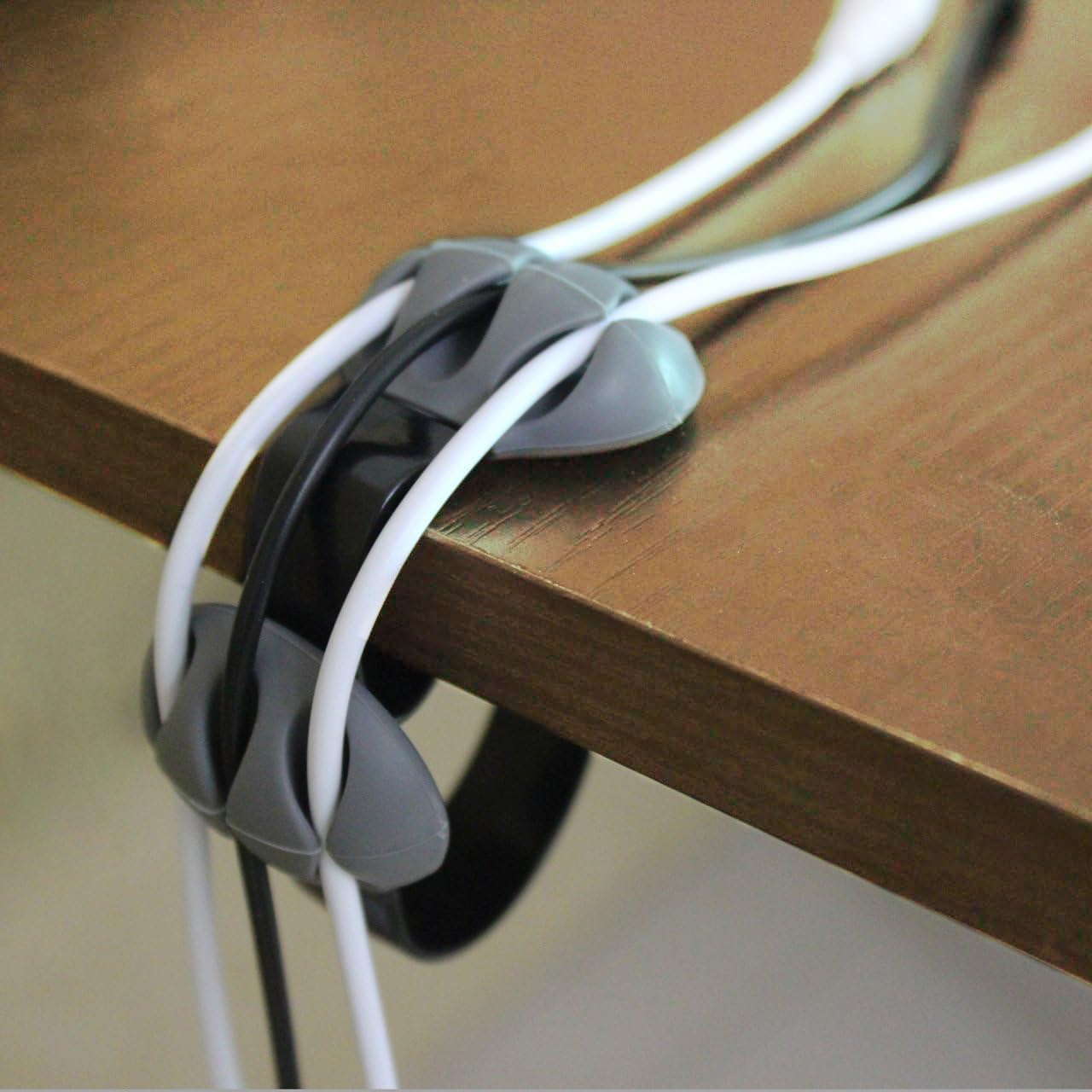 Jiulory -3 Packs Cable Holder - Cord Organizer - Cable Management Clips - Wire Holder System Multipurpose Cable Clips