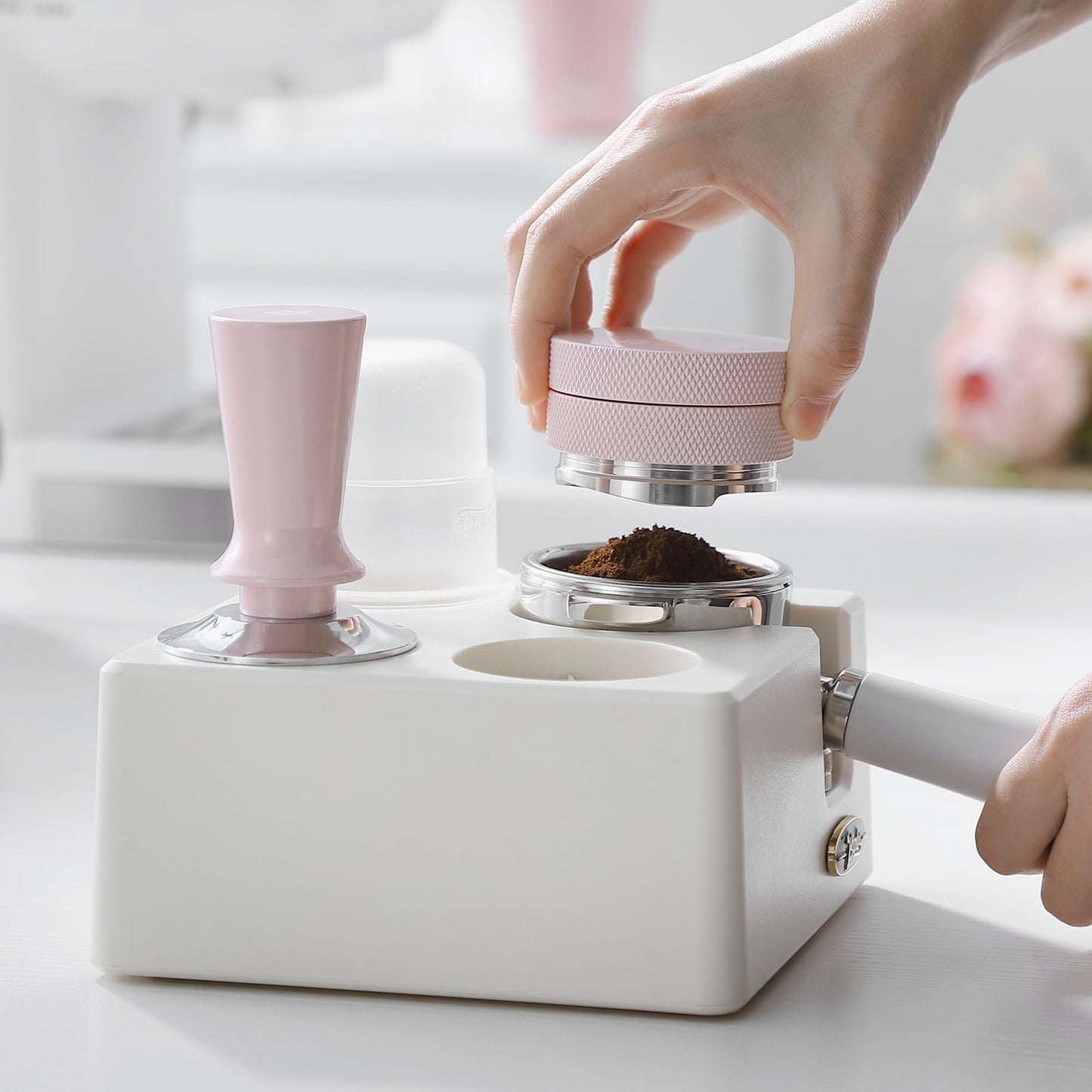 Pink 58mm Coffee Distributor & Tamper, Espresso Hand Tamper Tool Fits 58mm Portafilters, Adjustable Depth Coffee Tamper and Leveler
