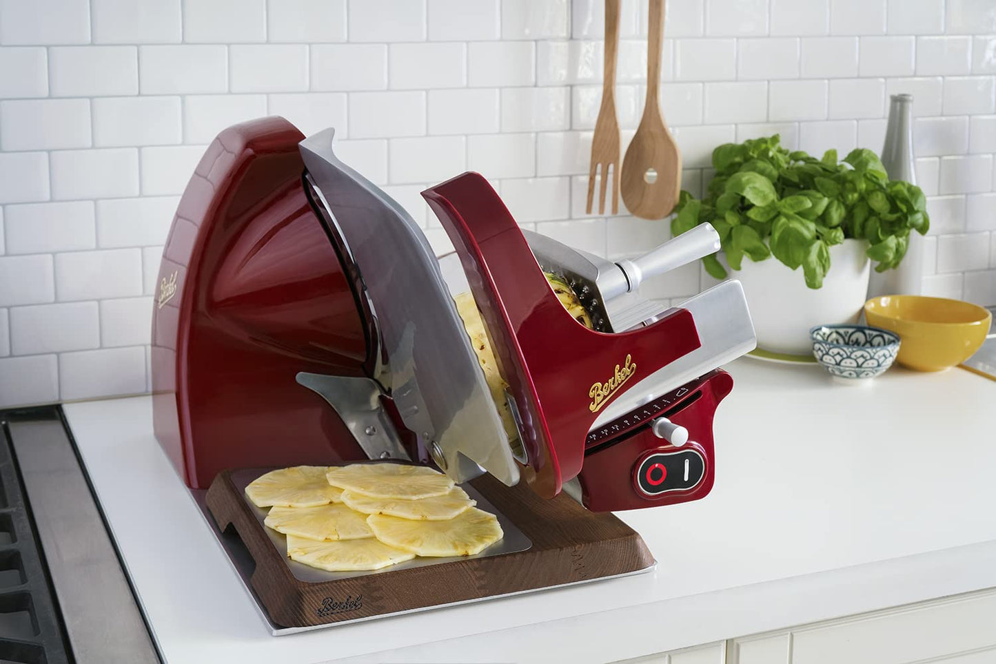 VBI Milano Home Line Plus 250 Electric Food & Meat Slicer in Red+ VBI Milano Home Line Cover+ Presenting Board Bundle