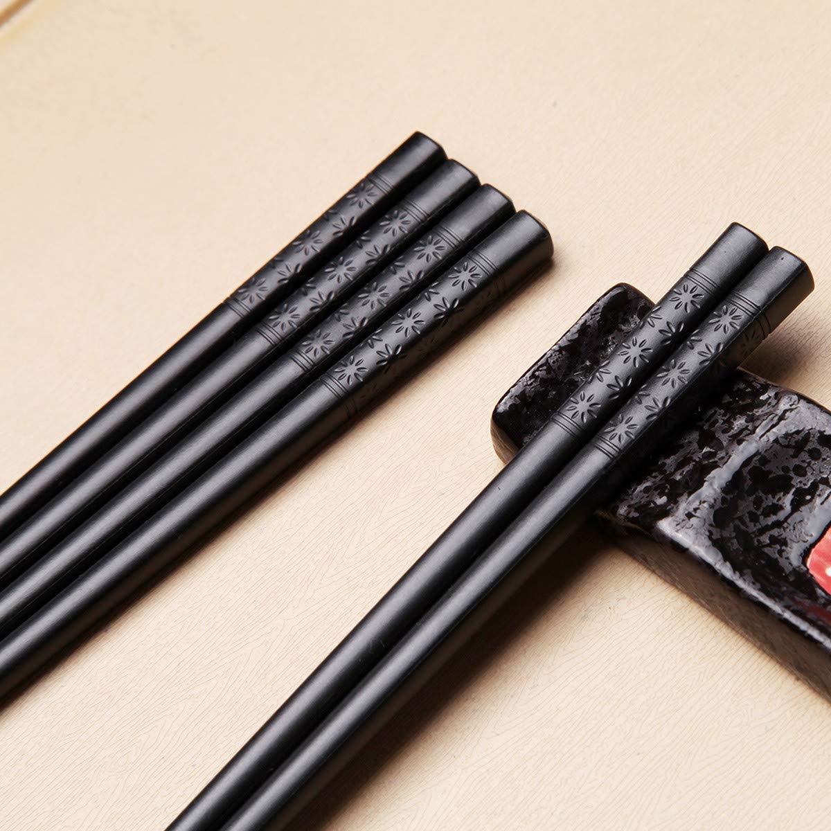 VIWIK 5 Pairs Premium Reusable Chopsticks, Anti-Slip Fiberglass Chop Sticks, Food-Grade Dishwasher Safe Heat-Resistant Durable Utensils for Sushi Japanese Korean Chopstick Gift Set 9.5 Inch