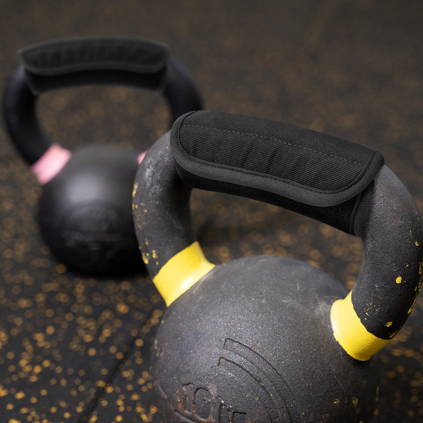 Xxerciz Kettlebell Non-Slip Handle Wrap, Soft Breathable Grip Cover for Most Kettlebells, Easy to Use, Training Accessory for Home Gym Workouts