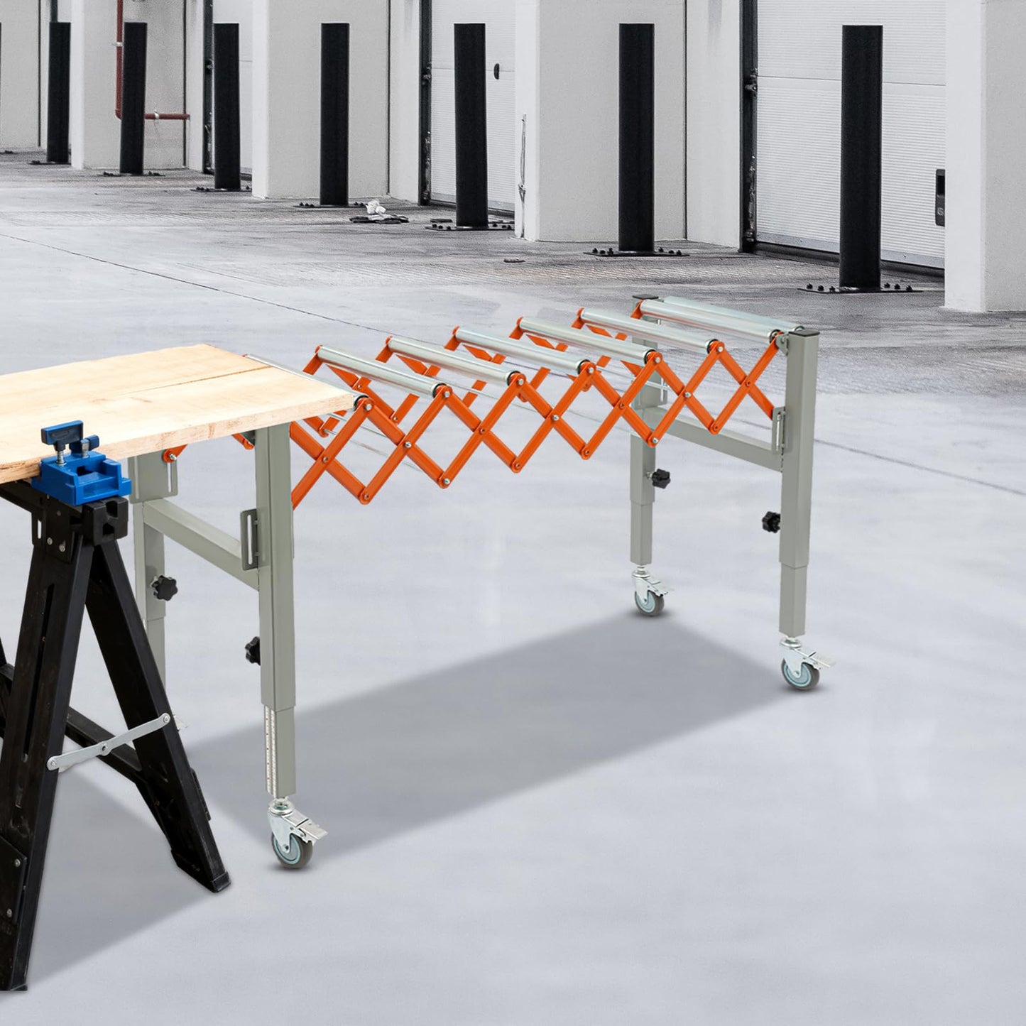 Adjustable Roller Conveyor 110LBS Telescopic Conveyor Roller Table with Scale Display & 2 Hooks Length 18'' to 51'' Height 20'' to 32'' Flexible Folding Turning Conveyor Belt 17'' Wide Conveyor Roller