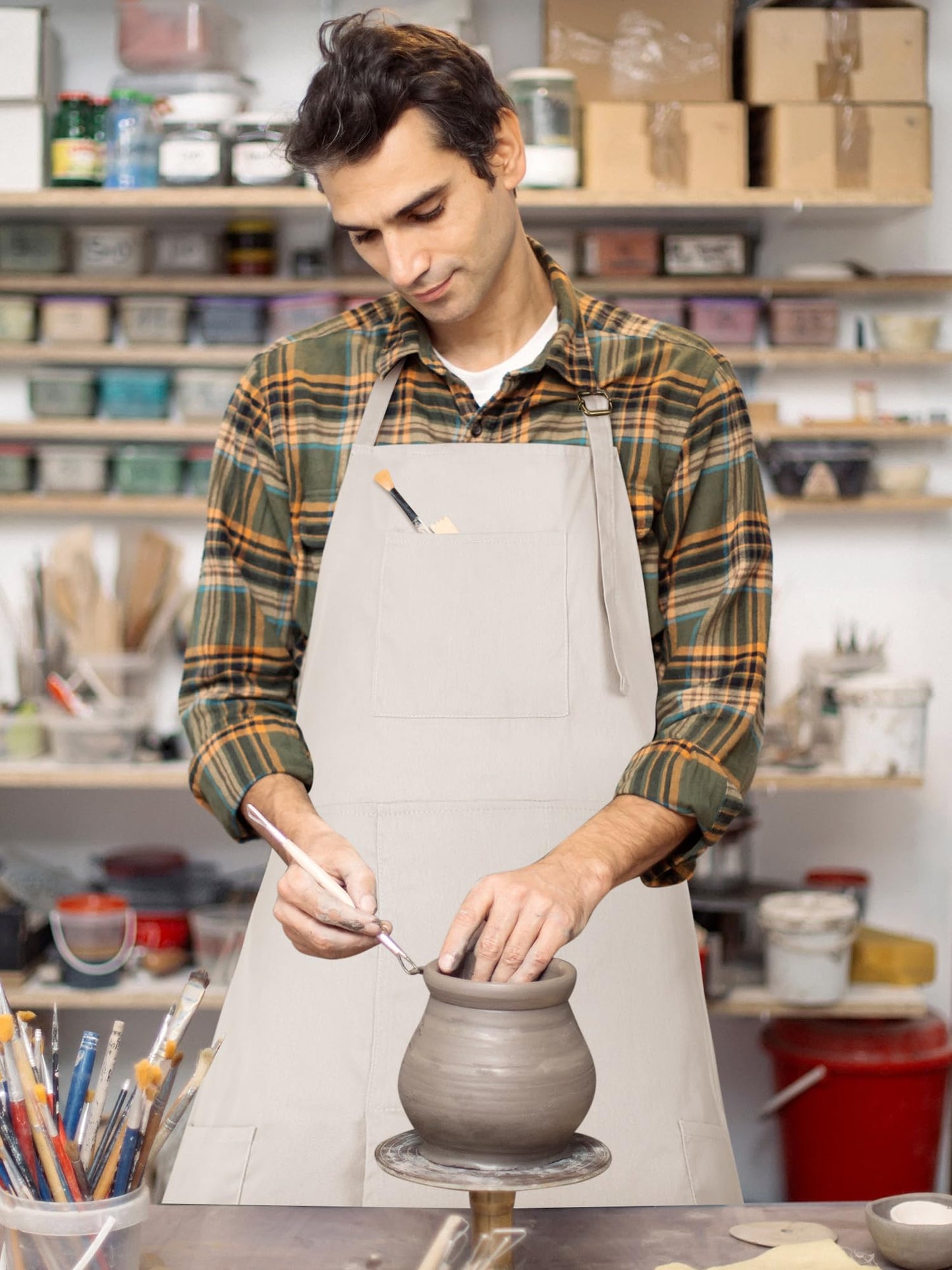 Breathffy 2 Pcs Pottery Apron Split Leg Adjustable Ceramics Apron with 3 Pocket Pottery Smock for Women Men Ceramic Wheel DIY(Sage Green, Beige)