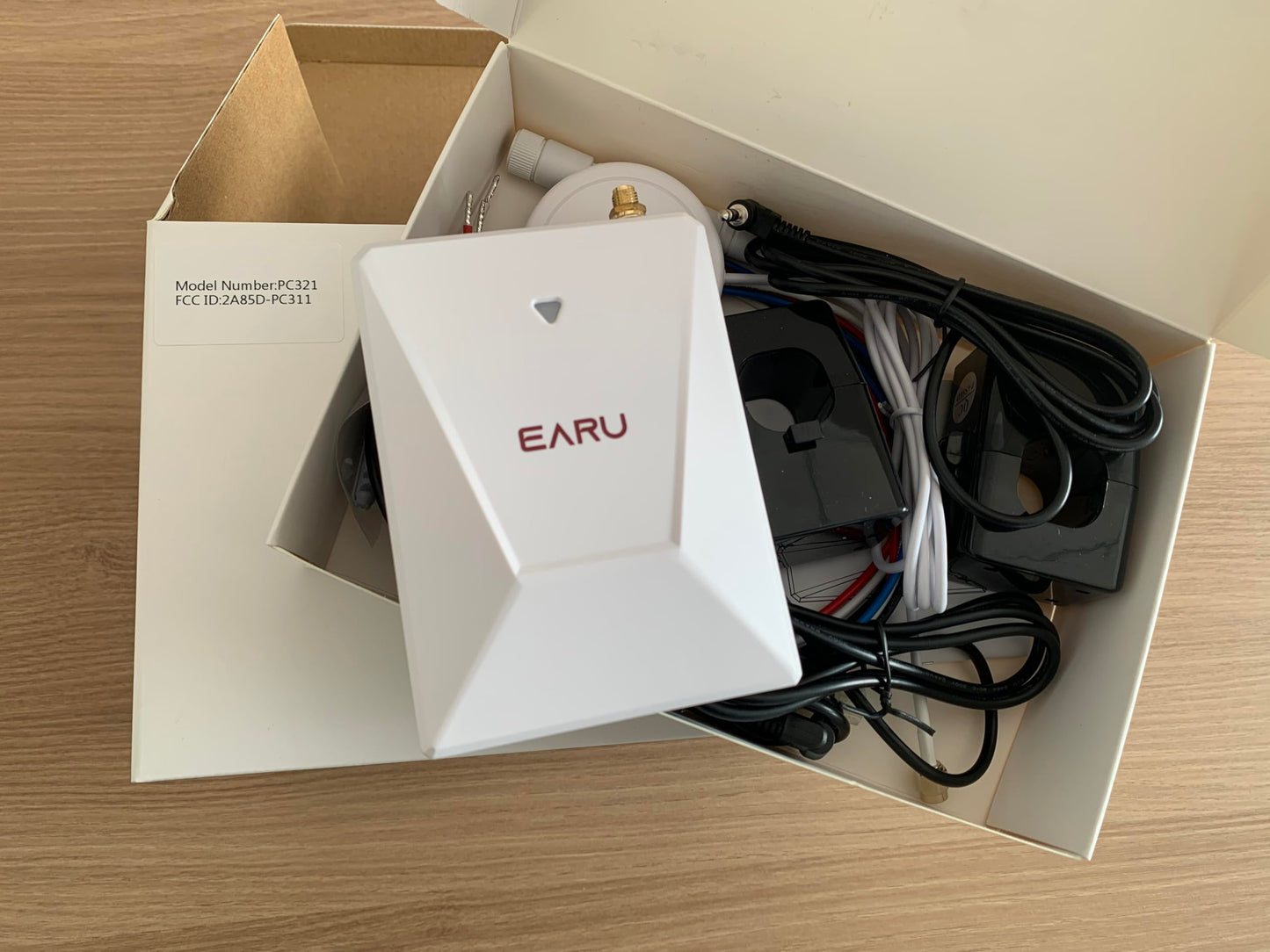 Smart Home Energy Monitor with 16 50A and 3-300A Circuit Level Sensors Real-Time Accurate Power Energy Consumption Tracking WiFi Meter SolarNet Metering2.4 GHz WiFi
