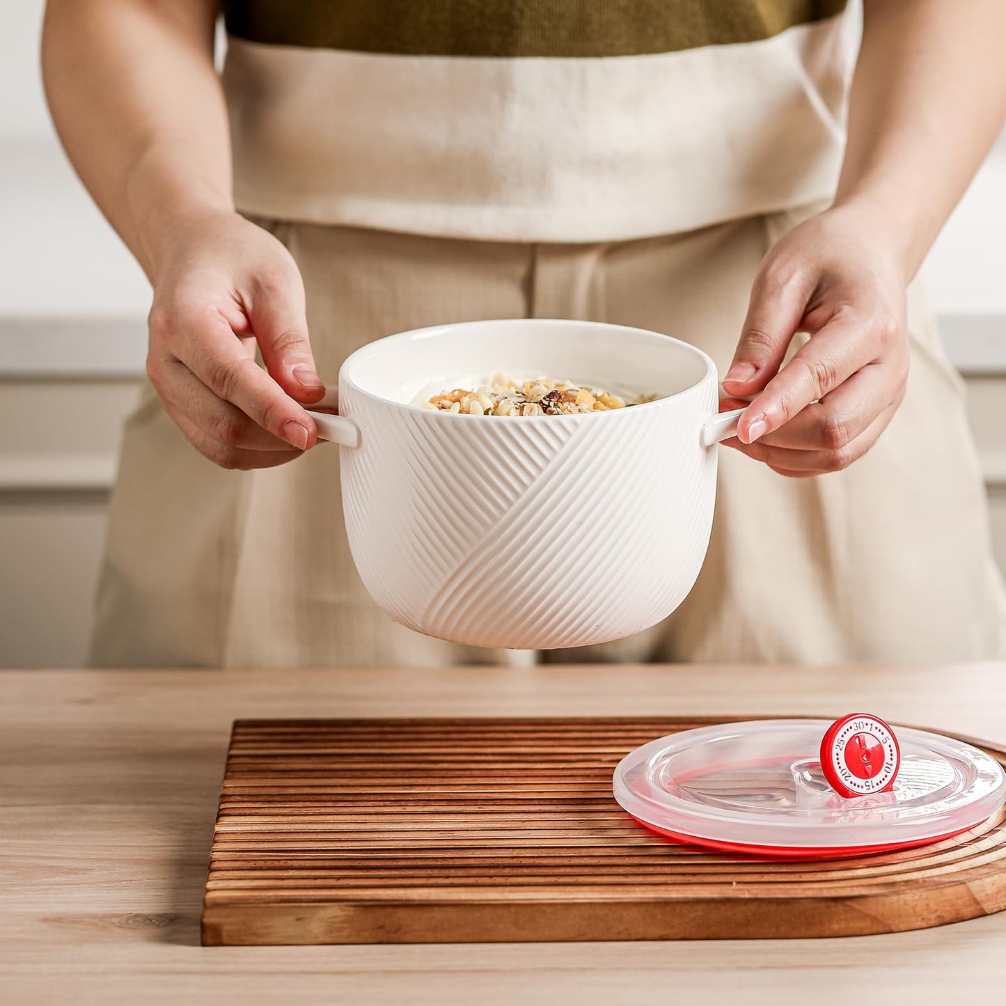 Adewnest Ceramic Soup Bowl with Lid & Handle: 32 oz Large Kitchen Container for French Onion Meal Prep Cereal Ramen Oatmeal Dorm Living Single Serve Dinner Work Lunch Food Storage - White 1 PCS