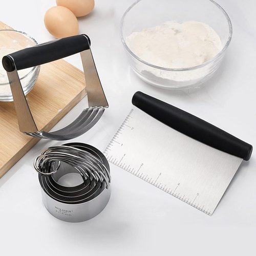 HULISEN Stainless Steel Biscuit Cutter Set - Durable Pastry Scraper & Dough Blender | Ergonomic Grip, 3-Piece Gift Set