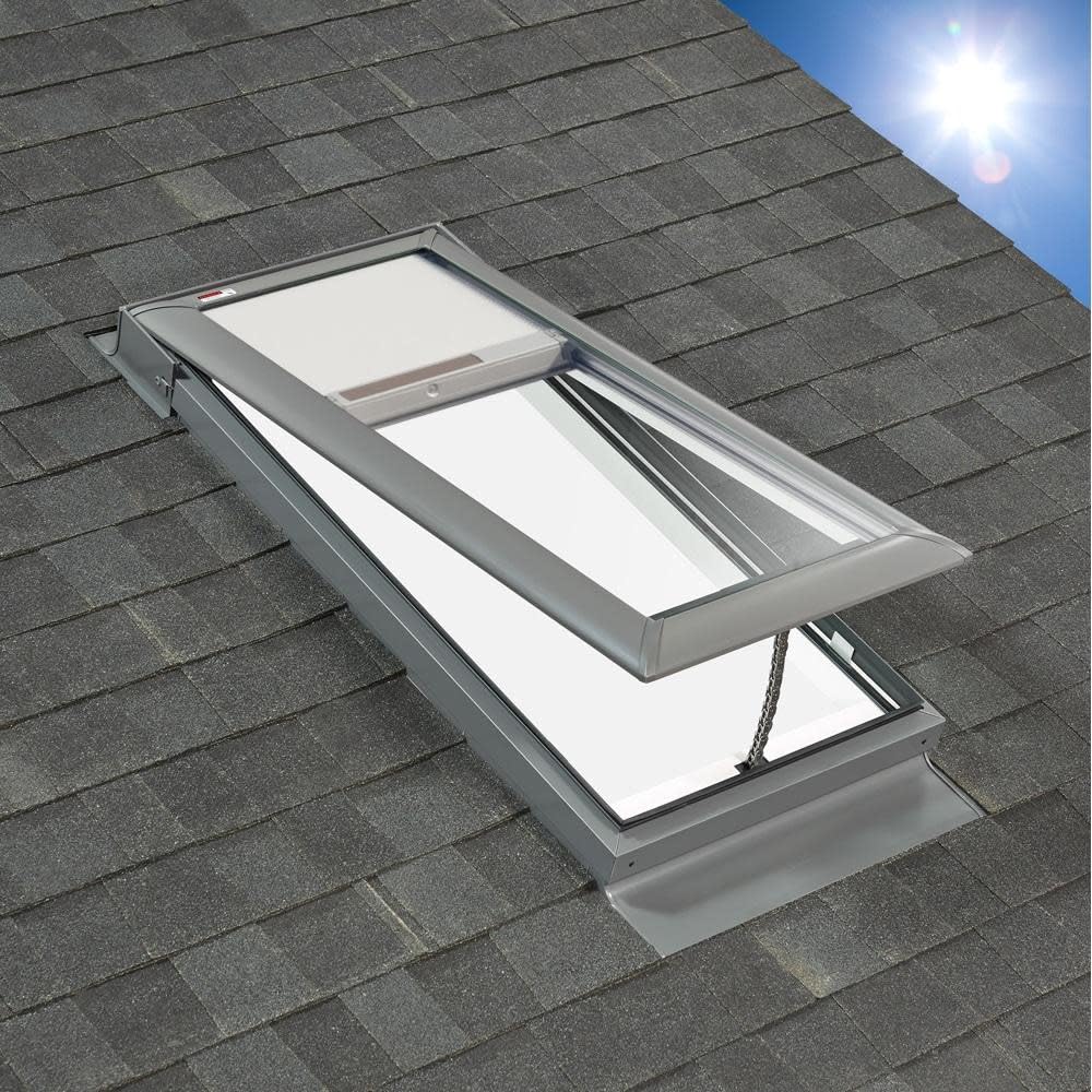 VELUX VS C04 2004S VS Manual Venting Deck Mount Skylight, Laminated LowE3 Glass and Solar Room Darkening Shade - (Rough Opening: 21 in x 37-7/8 in) - Gray Frame/Clear Glass