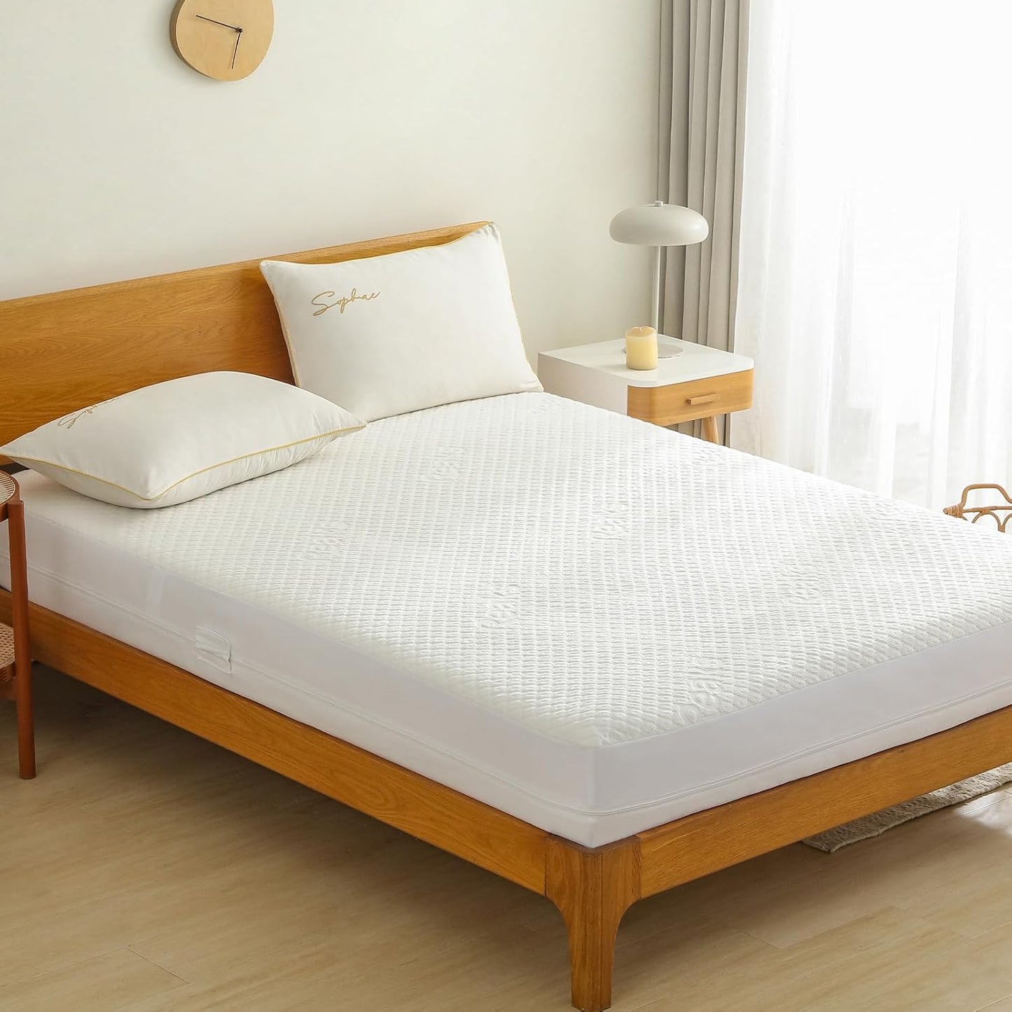 Queen Size Mattress Protector - 100% Waterproof Zippered Cover | Soft, Cooling & Noiseless Encasement for 10-12" Deep Mattresses
