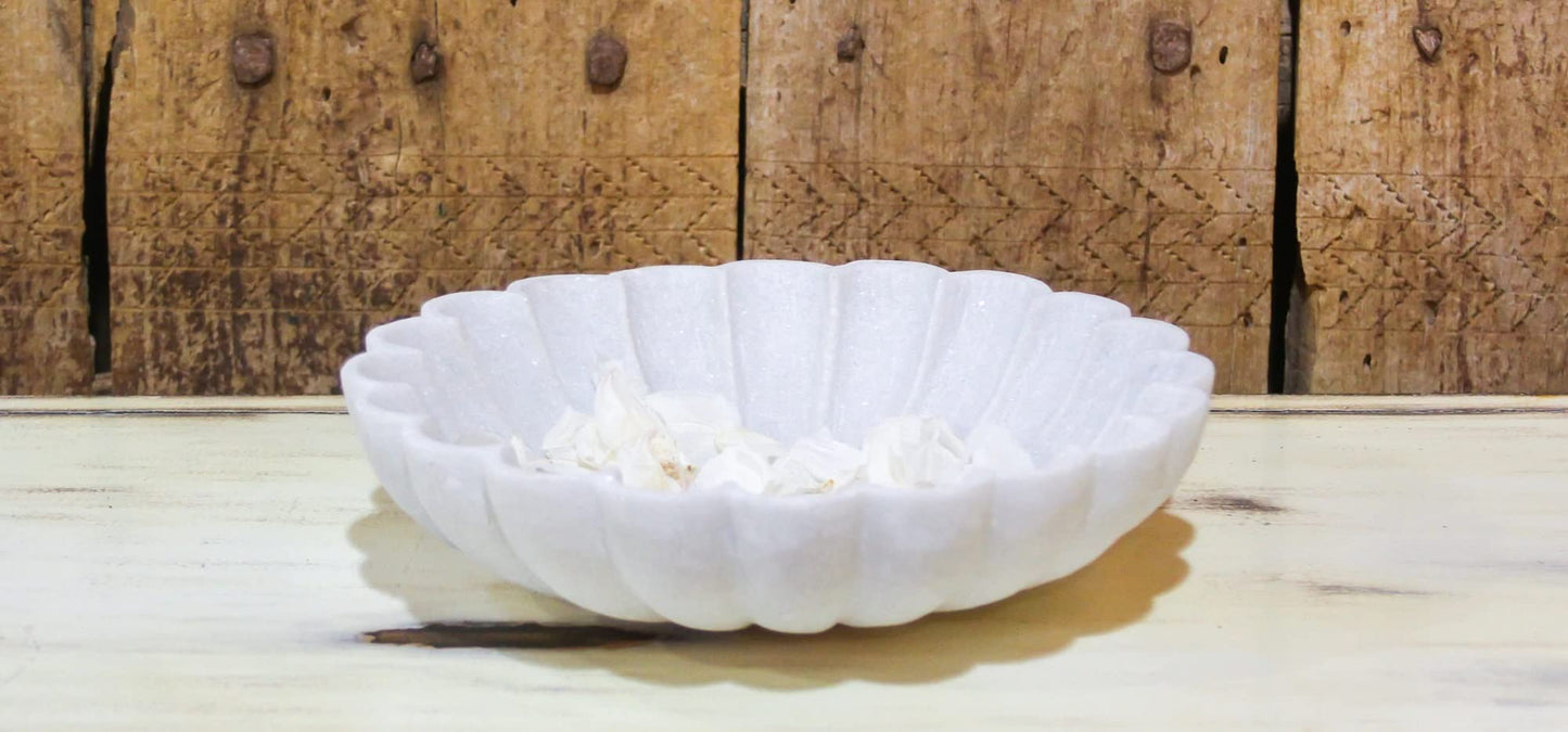 PUSHPA EXPORTS Handcrafted Marble Decorative Bowl Ripple Marble Bowl White Marble Flower Bowl Decorative Marble Scallop Bowl Ruffled Marble Bowl Ring Dish (3 inch)