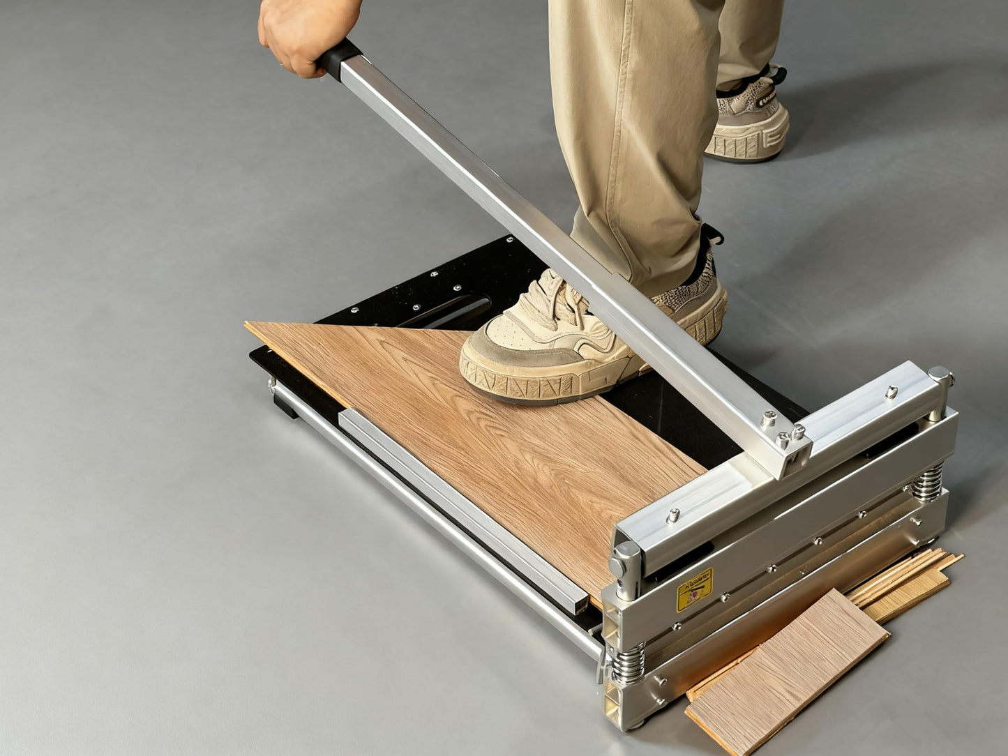 Heavy Duty Laminate/Vinyl Plank Cutter 13" With A replacement blade - Provides Clean, Splinter-Free Cuts on Laminate, Vinyl, Hardwood, Parquet, Siding & More - Double the time!
