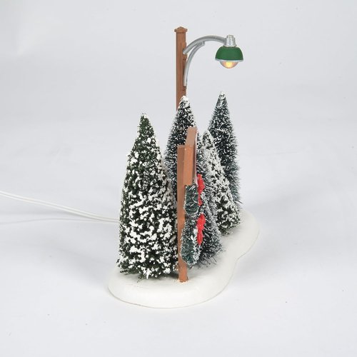 Department 56 Christmas Tree Lot Figurine - Lit Street Lamp Design, 5.16 Inch, Multicolor