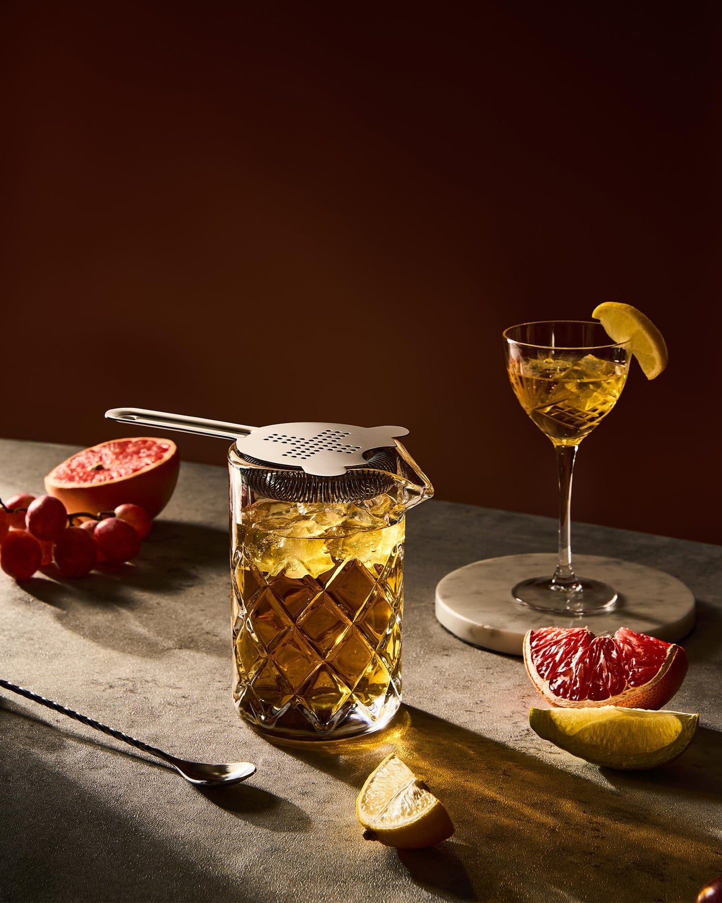 Fioance Cocktail Mixing Glass Set, Bar Mixing Set with 13.5oz Crystal Thick Bottom Glass,Spoon with Muddler and Strainer, Sturdy Hand Blown Seamless Crystal, Gift for Amateurs and Bartenders.
