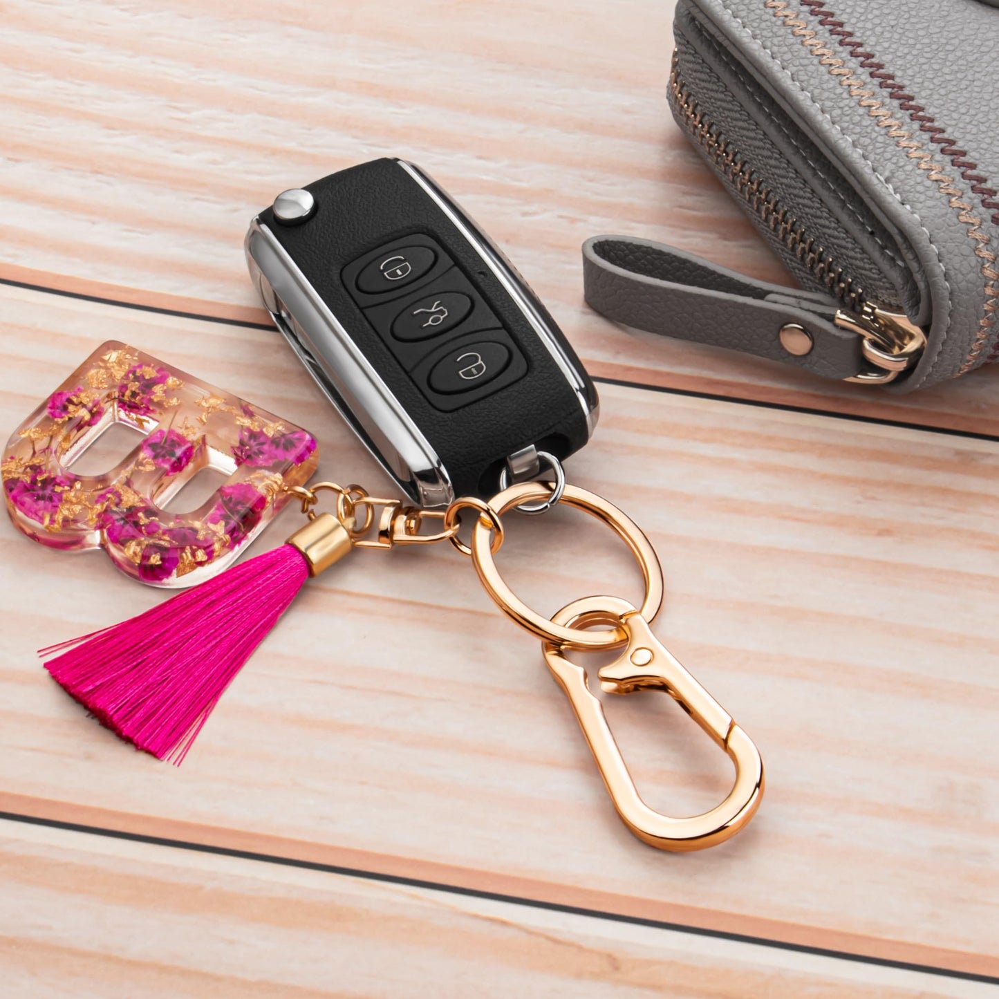 Wikavanli Metal Keychains Keyring Key Chain Ring Clip Holder Organizer for Home Car Keys Key Finder Women Men (2, Gold Black)