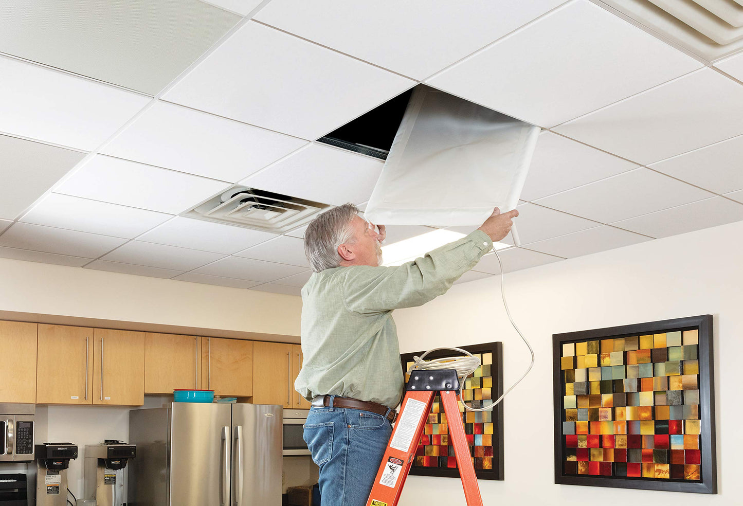 PIG Leak Diverter for Above The Ceiling - 32.25" x 22.25" x 7.25" - Clear - TLS620-CL