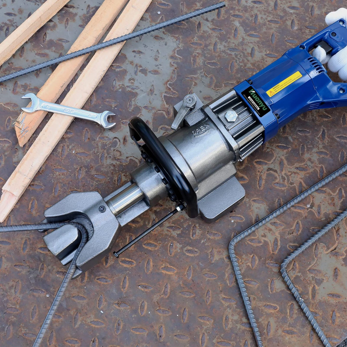 Huanyu Electric Rebar Bender 900W Hydraulic Rebar Bending Machine 5/8Inch #5 16mm Rebar within 5s Bending Angle 0°-130° with Positioning Bolt Fast Easy Bending Rebar Steel Bar Steel Rod 110V RB-16