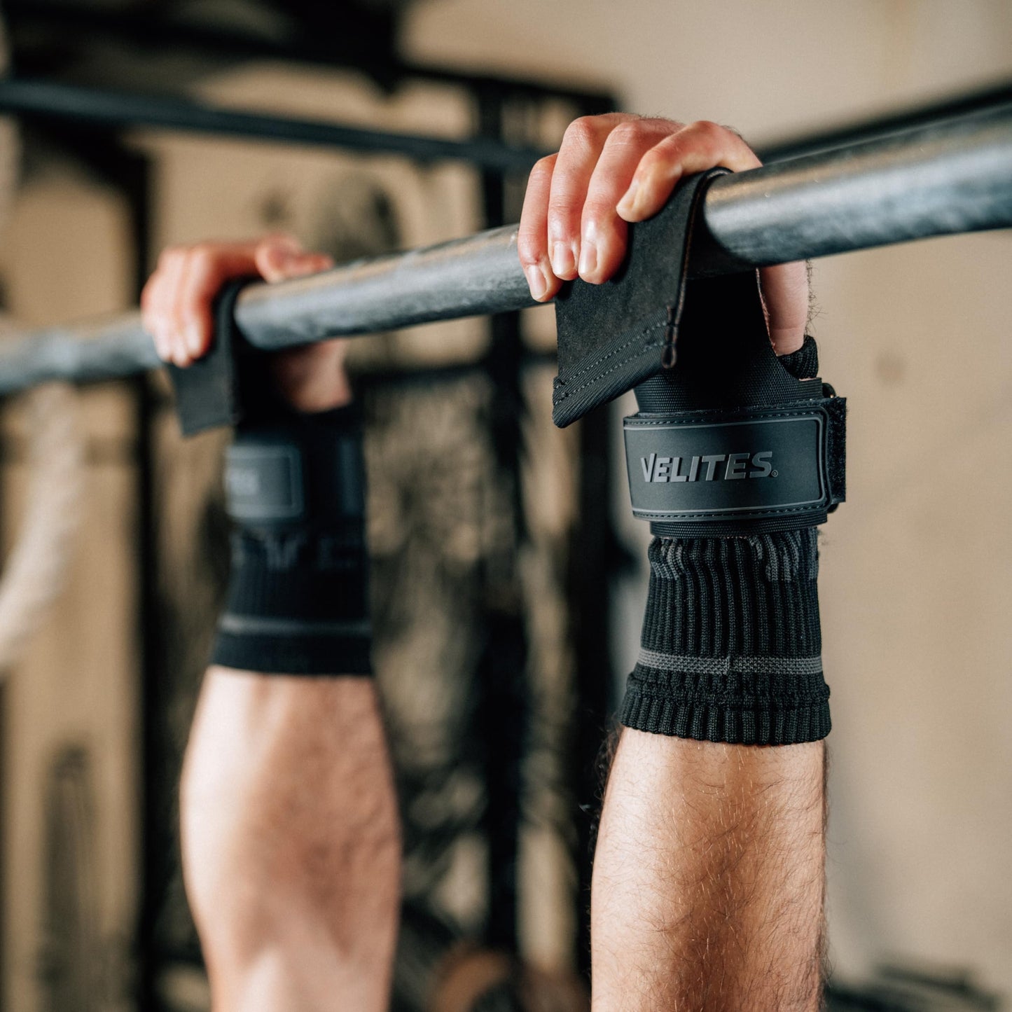 Velites - All Terrain Grips - Official Crossfit® Games Gymnastics Grips - No-Chalk Required - for All Bars & Surfaces - Black - Size XL - Includes Wristbands & Bag