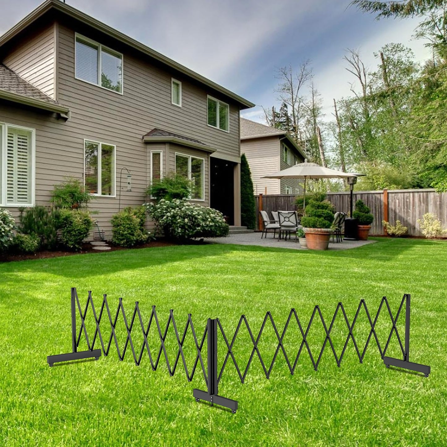16 FT Industrial Metal Expandable Barricade,Retractable Traffic Fence with Casters, Folding Security Gate,Portable Barricade Gate for Construction Area, Traffic Control, Cordon(Black