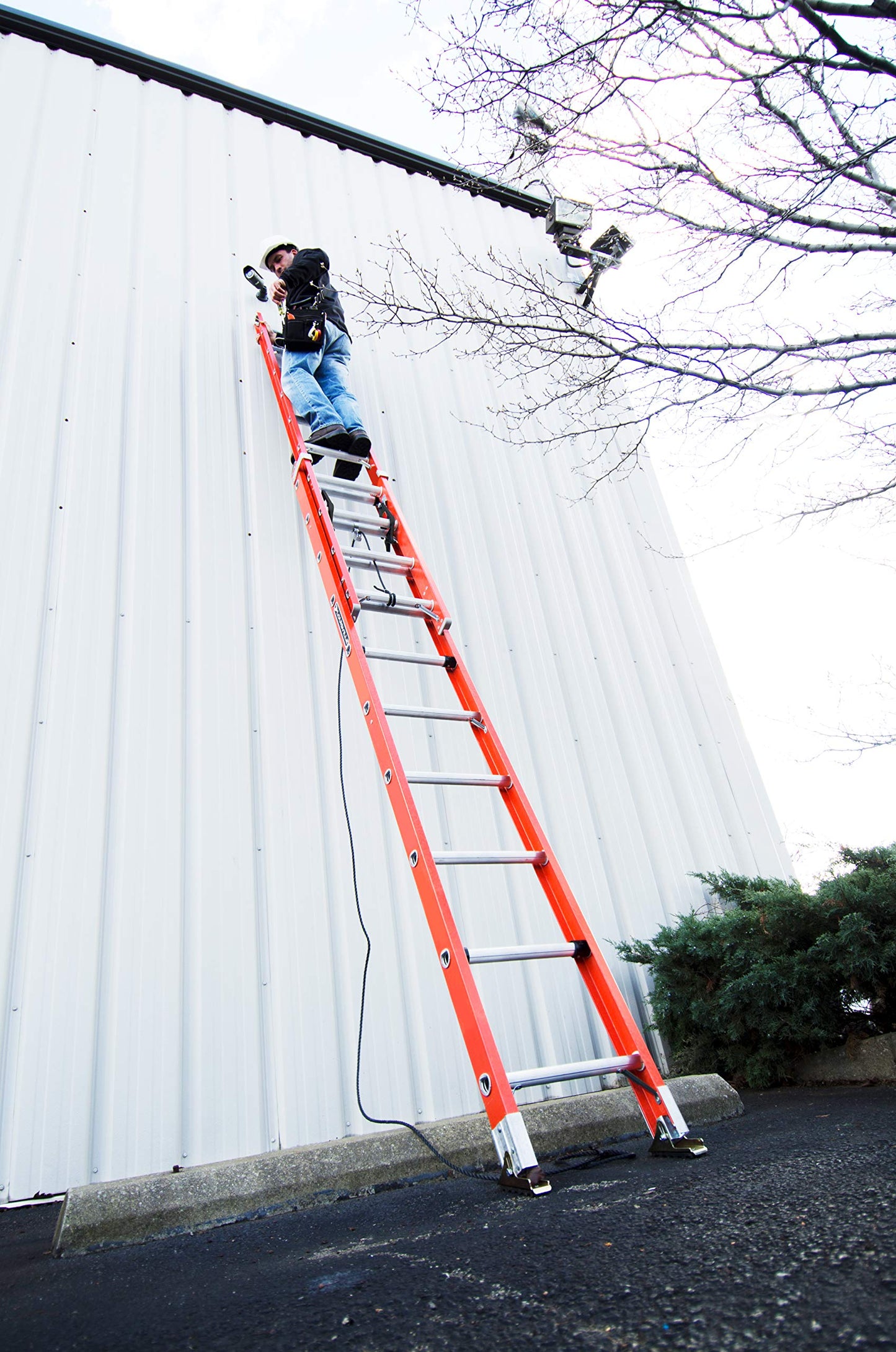 Louisville Ladder 16-foot Fiberglass Extension Ladder, 300-Pound Load Capacity, Type IA, FE3216
