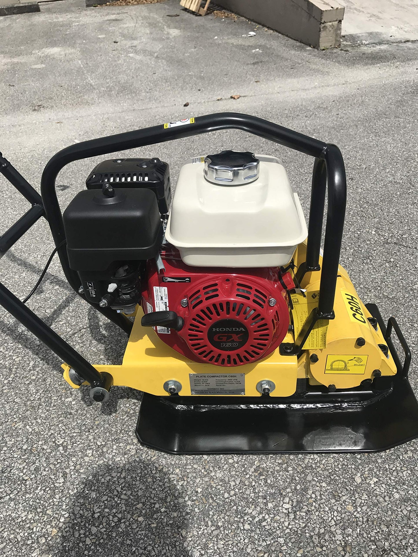 CORMAC C100H plate compactor 5.5 Hp, gasoline engine model GX160