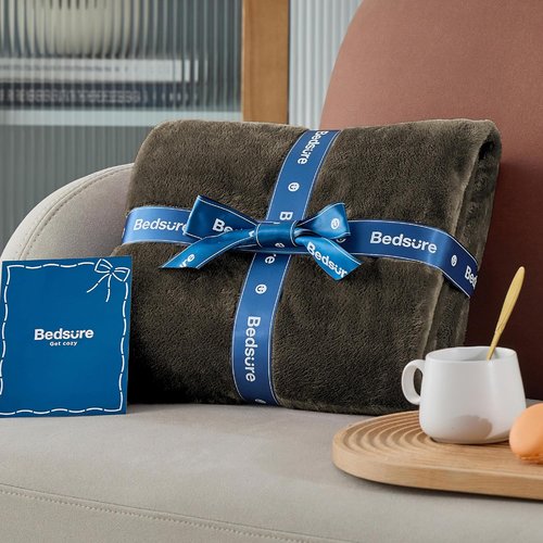 Bedsure GentleSoft King Size Fleece Blanket - Soft, Lightweight, Plush & Cozy Microfiber, 108x90 Inches
