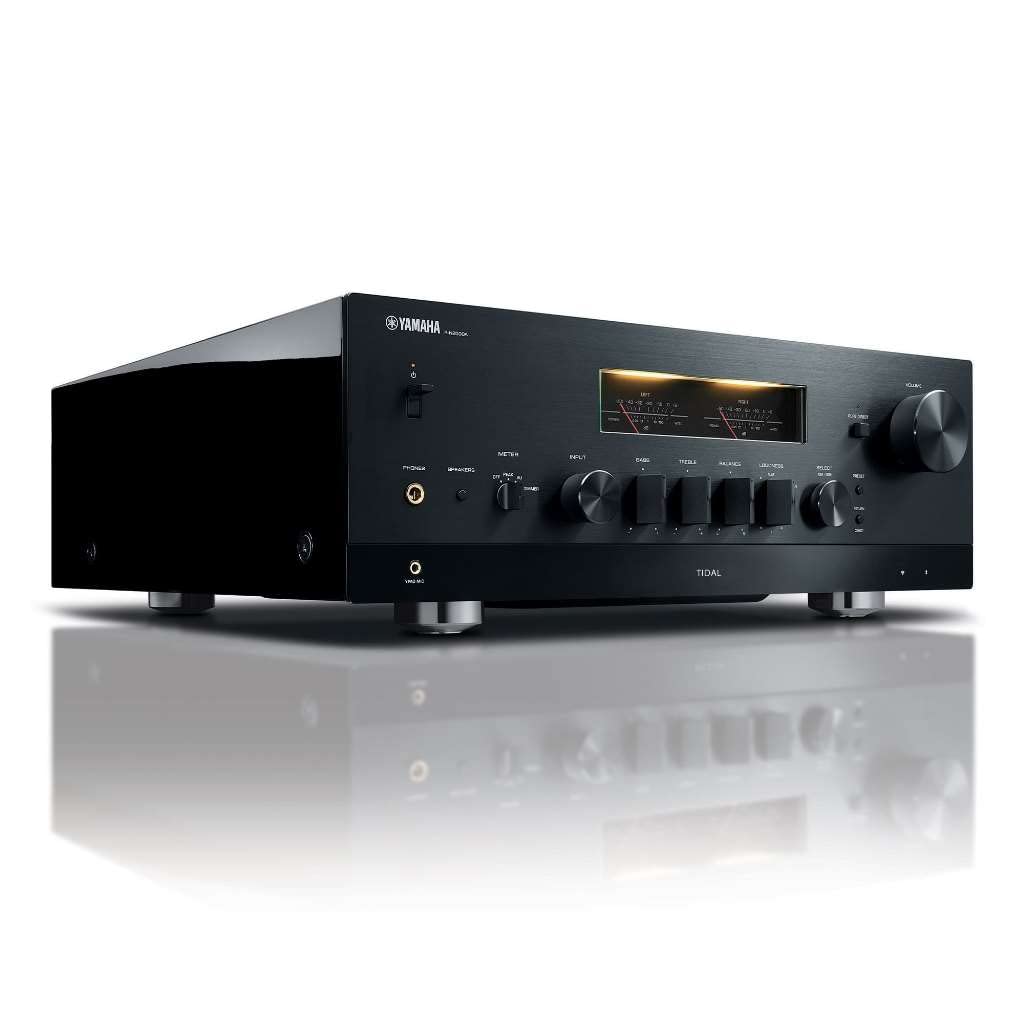 Yamaha Audio Yamaha R-N2000A Hi-Fi Network Receiver with Streaming, Phono and DAC – Black