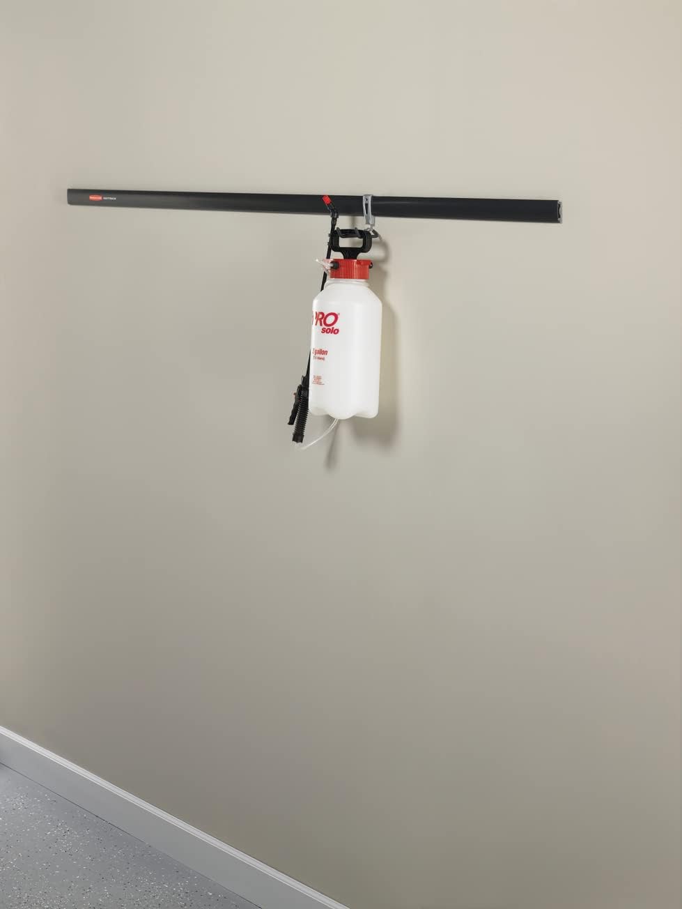 Rubbermaid FastTrack Cord Hook - Heavy-Duty Garage Storage for Cords, Ropes & Hoses