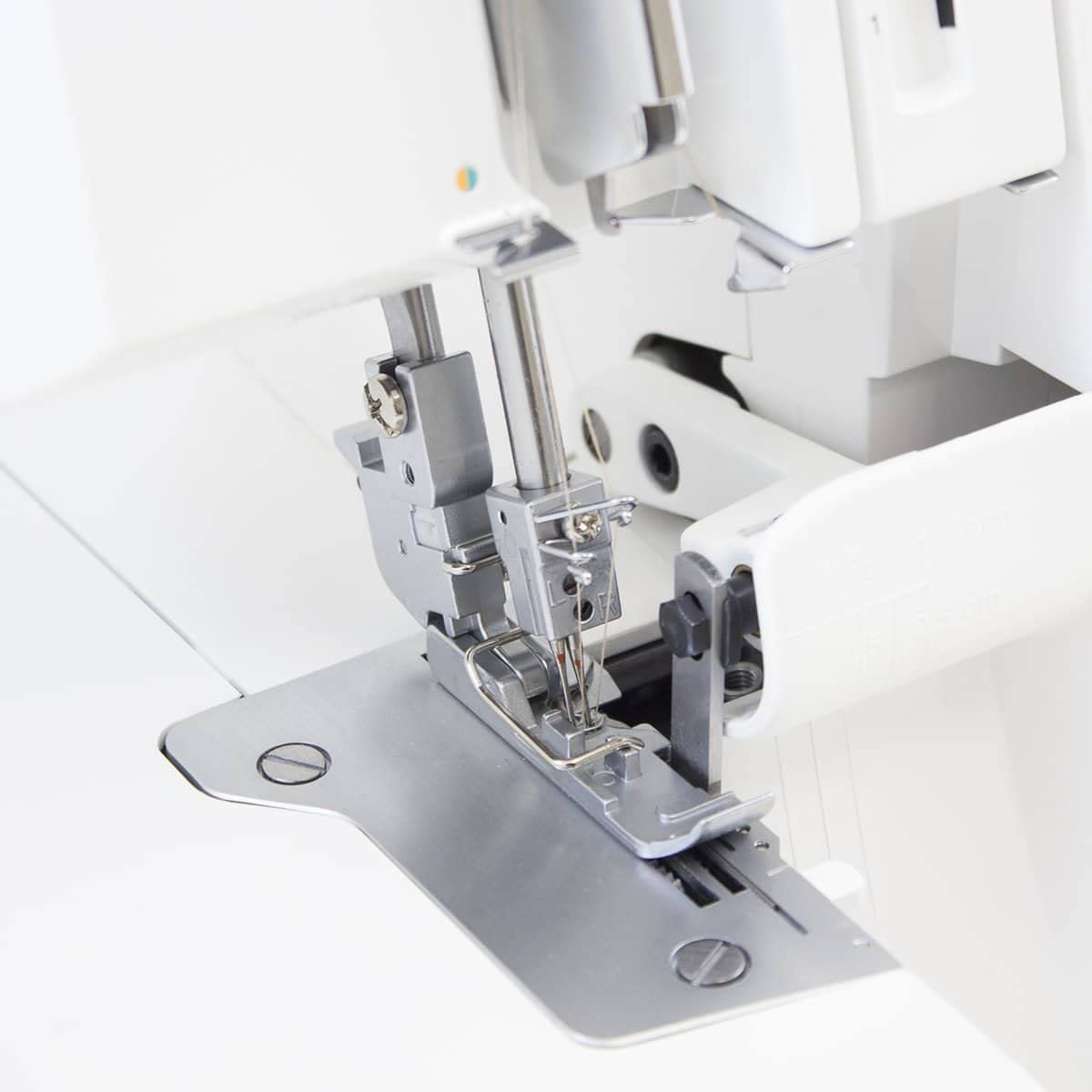 Juki MO-114D 2/3/4 Thread Overlock Sewing Machine