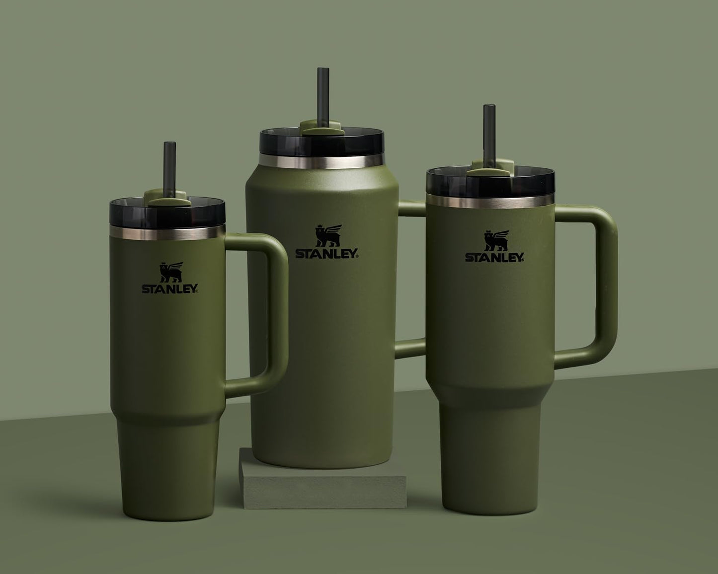 STANLEY Quencher H2.0 Tumbler - 64 oz Insulated Stainless Steel Cup with Handle & Straw | Dried Pine Color
