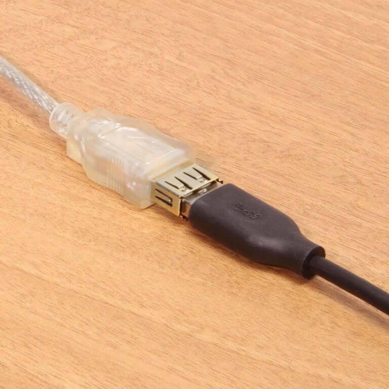 2.0 10ft) USBGear USB Hi-Speed A to A High Performance Extension Cable (Clear