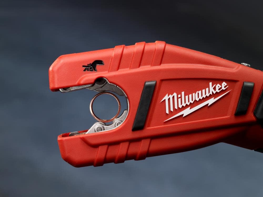 Milwaukee 2471-21 12-Volt Copper Tubing Cutter Kit