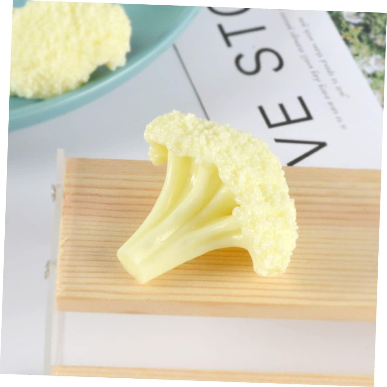 Lifelike Broccoli Slice Model - Realistic Fake Food Display