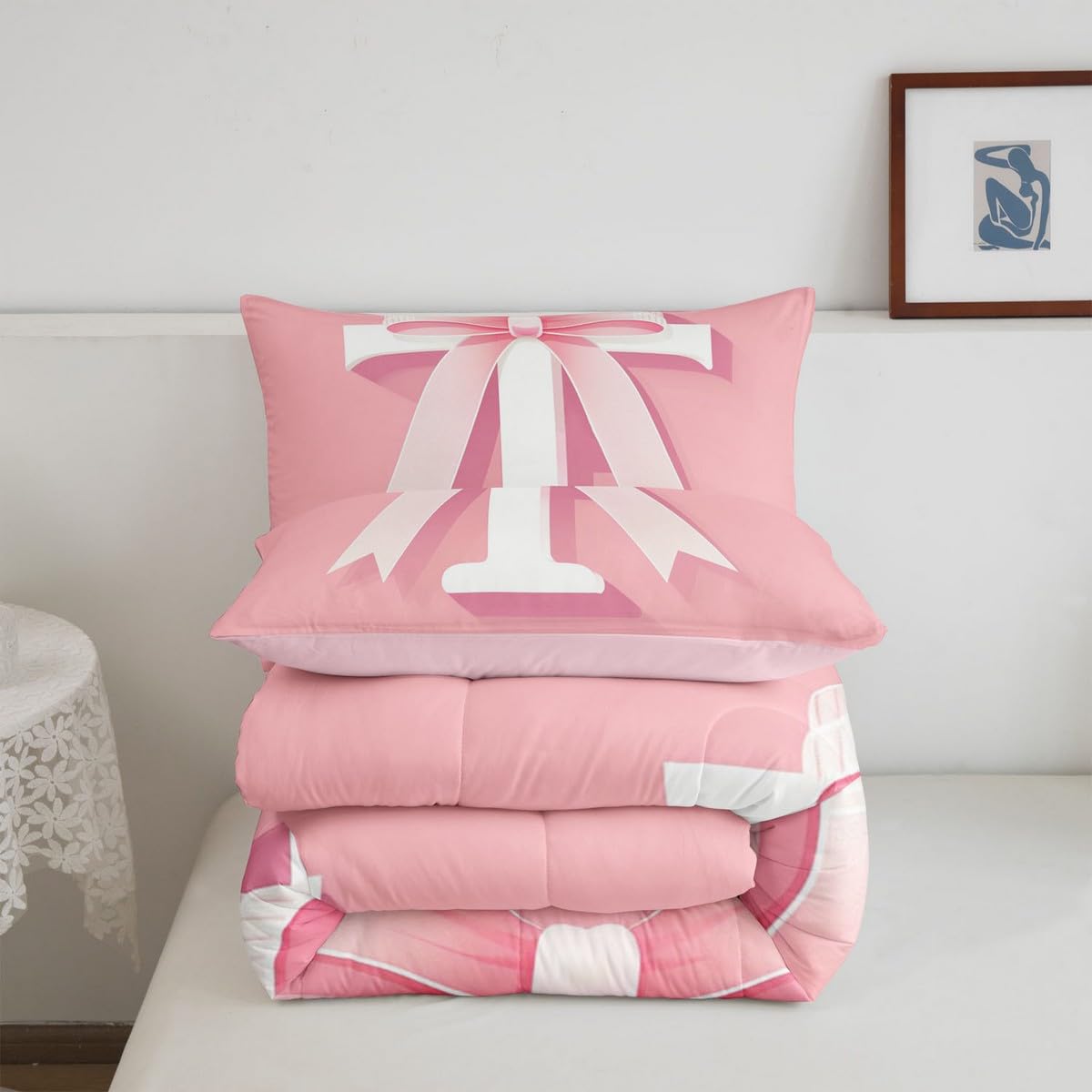 jejeloiu Kawaii Pink Bow Bedding Set, Queen Size, Decor Teen Girl Gifts Personalized Initial T Bedding Set, Ultra Soft Monogrammed Comforter Modern Fashion,Duvet Set Room Decor Quilt Set