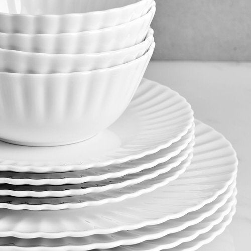 Mikasa Isadora Scalloped Bone China Lightweight Chip Resistant 12 Piece Dinnerware Set, Service for 4