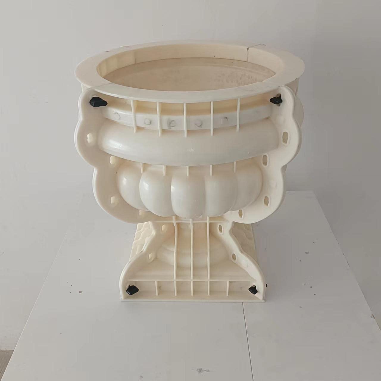 Reazone ABS Diameter 50cm Plastic Precast Concrete Flower Pot Planter Molds for Sale