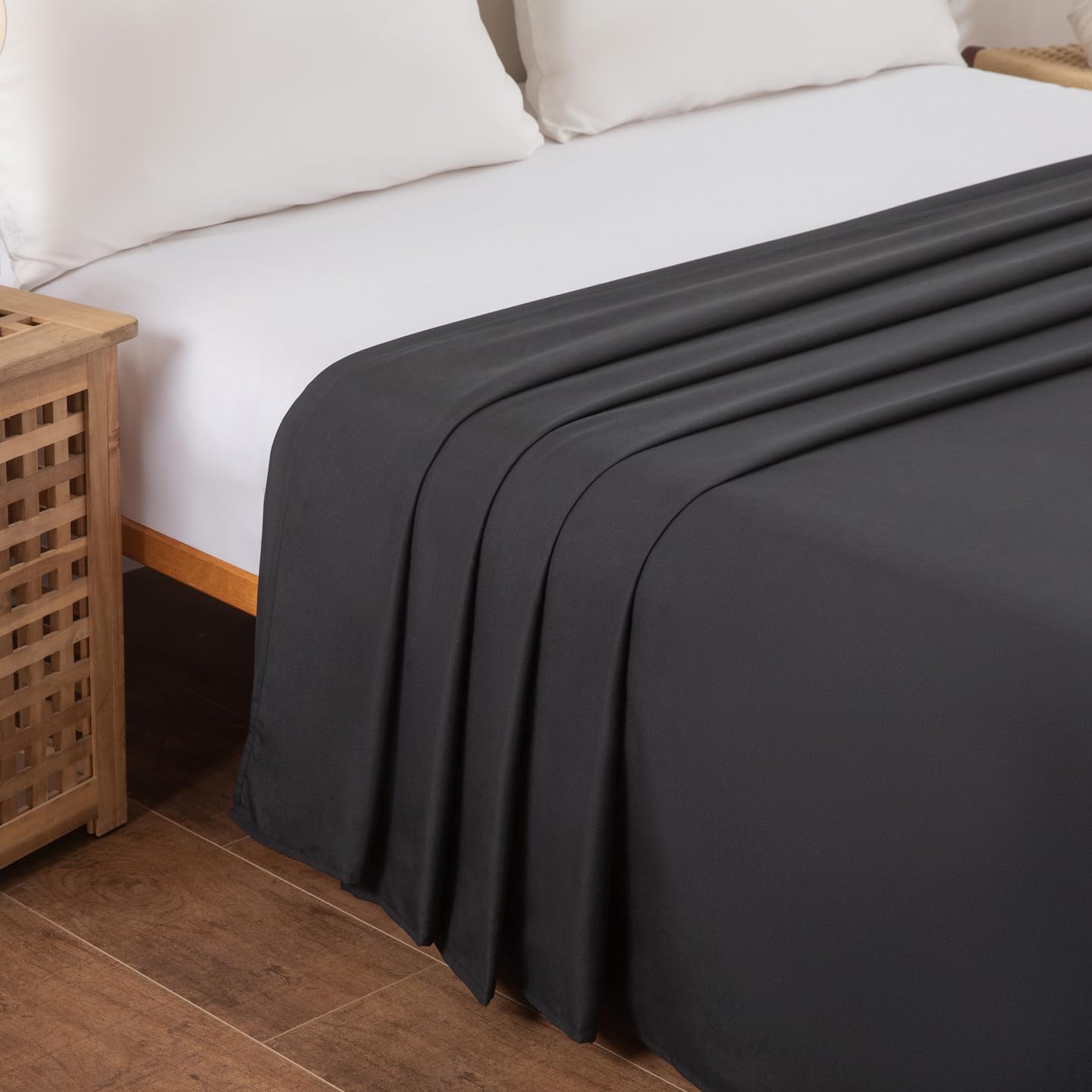 Twin Flat Sheet Only，66x96Inch Black - Ultra Soft Breathable Brushed Microfiber Top Sheet - Hotel Quality & Wrinkle-Free - Shrinkage, Fade Resistant - Easy Care Twin Sheets