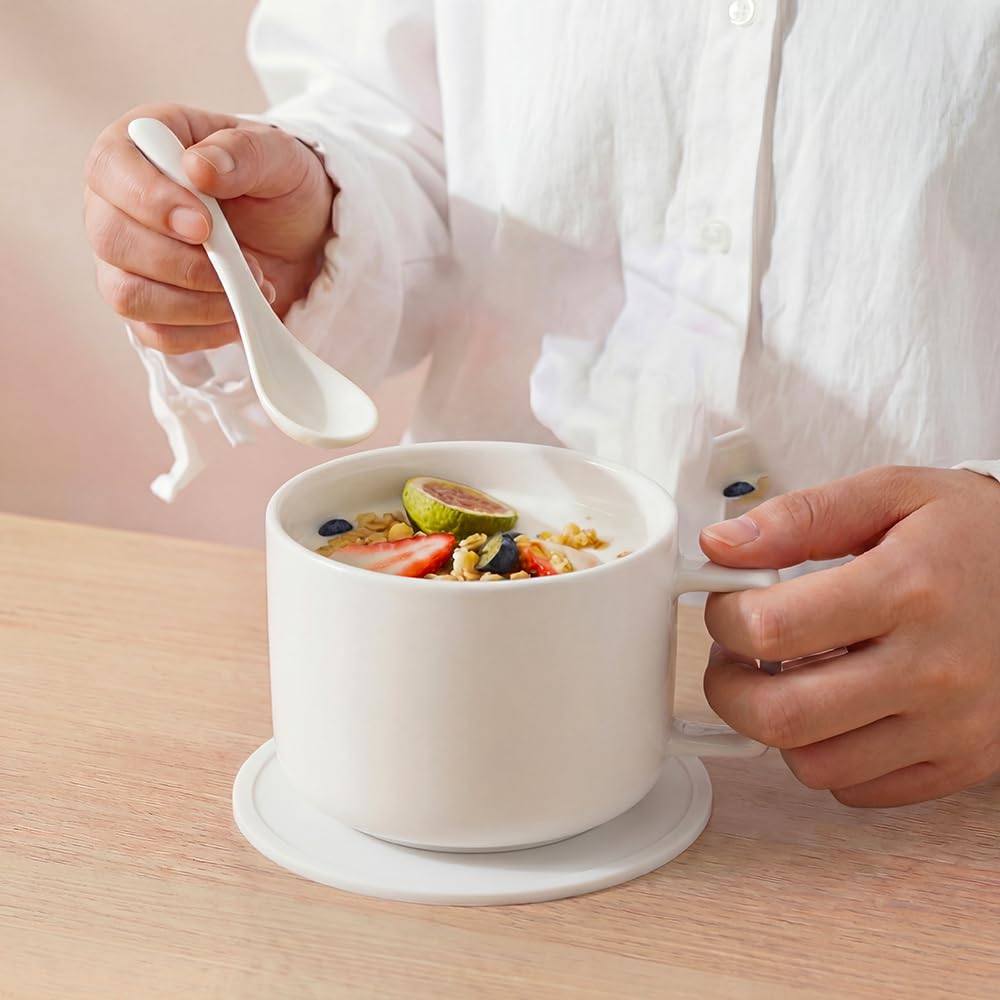 Presva Ceramic Soup Bowls with Handles & Lids, Set of 2 with Spoons & Trivets, 30oz Large Soup Mugs, Oven Safe Bowls for Soup, Ramen, Oatmeal & Cereal, Microwave & Dishwasher Safe, White