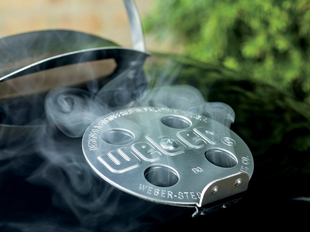 Weber Original Kettle Premium Charcoal Grill, 22-Inch, Black – Outdoor BBQ Grill with Built‑In Thermometer, Heat Control Dampers & One‑Touch™ Cleaning System