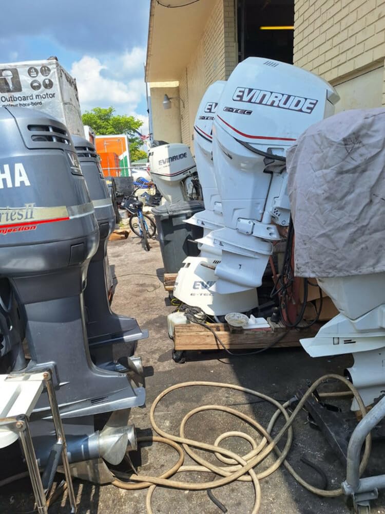 Rule 1800 Sump/Utility Pump w/8' Cord - 110V Automatic