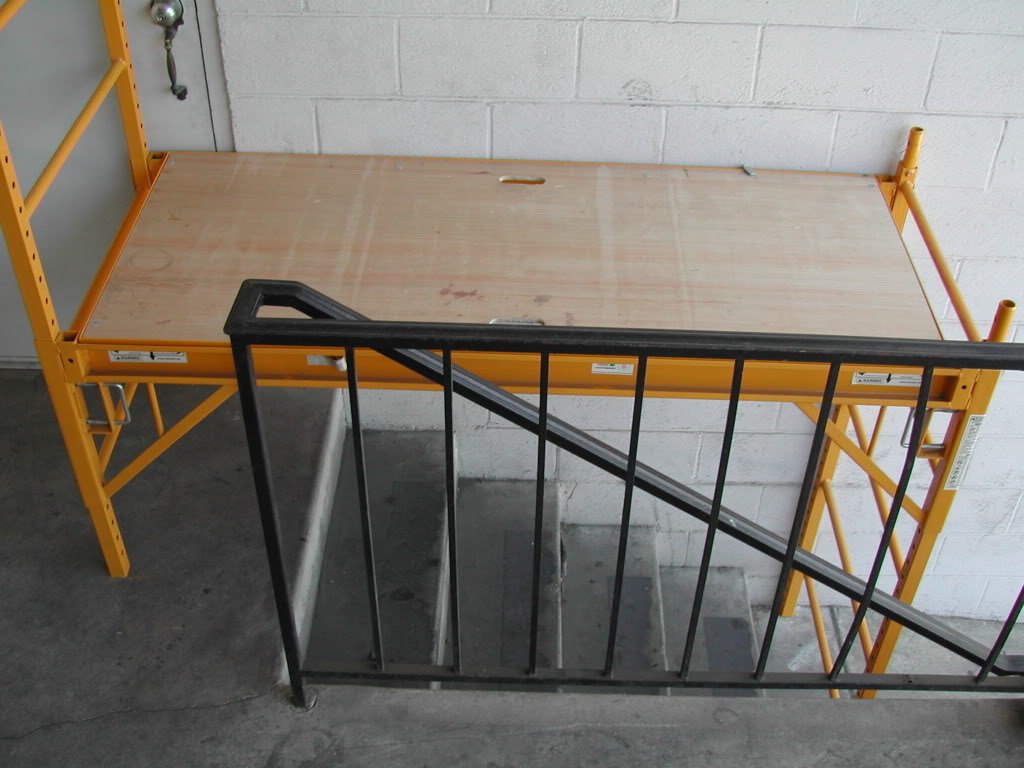 CBM scaffold Multipurpose 6'. Baker-Style Scaffold - 1, 000-Lb. Capacity, Steel, Model# MFSSteel