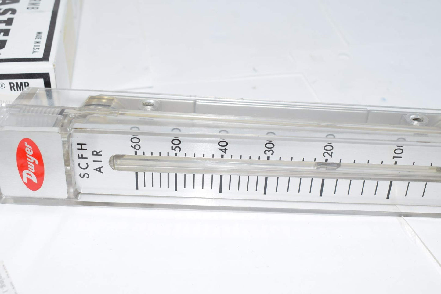 Dwyer® Rate-Master® Flowmeter, RMB-57, 3% Acc, 60-600 SCFH air, PC Body