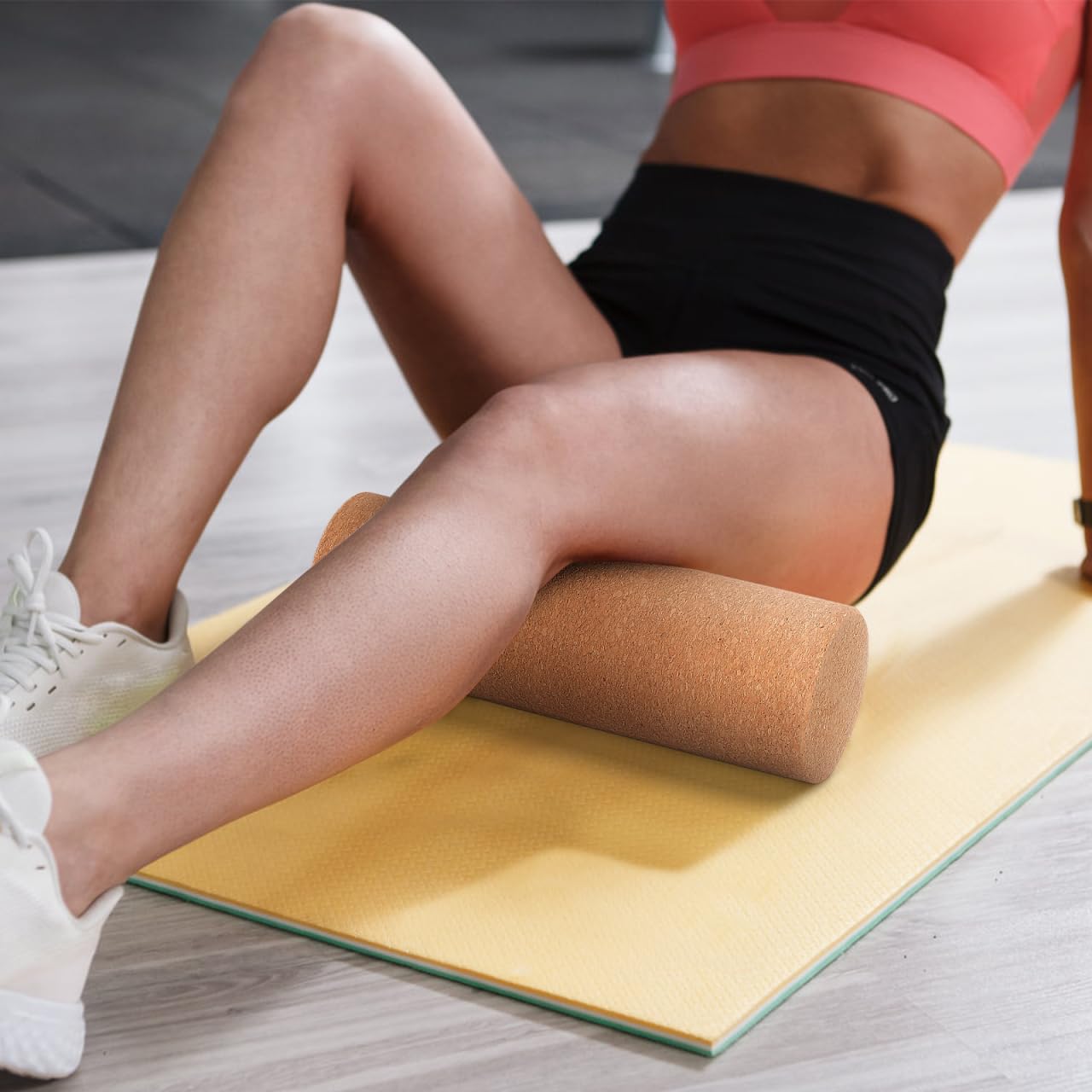 Yoga Blocks Cork Roller Fitness Yoga Roller Exercise Physical Exercise Deep Tissue Muscle Massage Portable Yoga Cylinder Back Bend Training for Legs Back Muscles