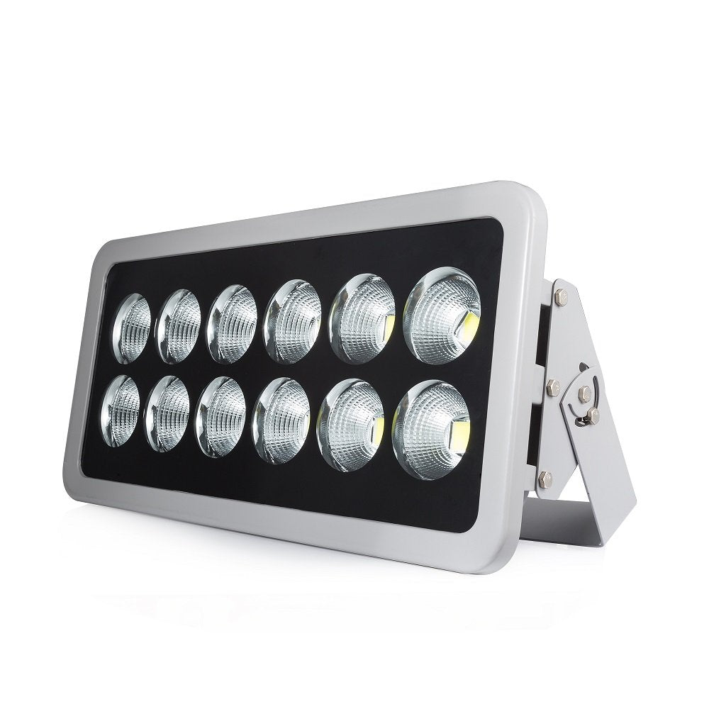 Gopretty 600W LED Flood Light Super Long Distance Bright Daylight White LED Security Flood Lights,Waterproof IP66 for Parking Lot, Garden, Football Basketball Court
