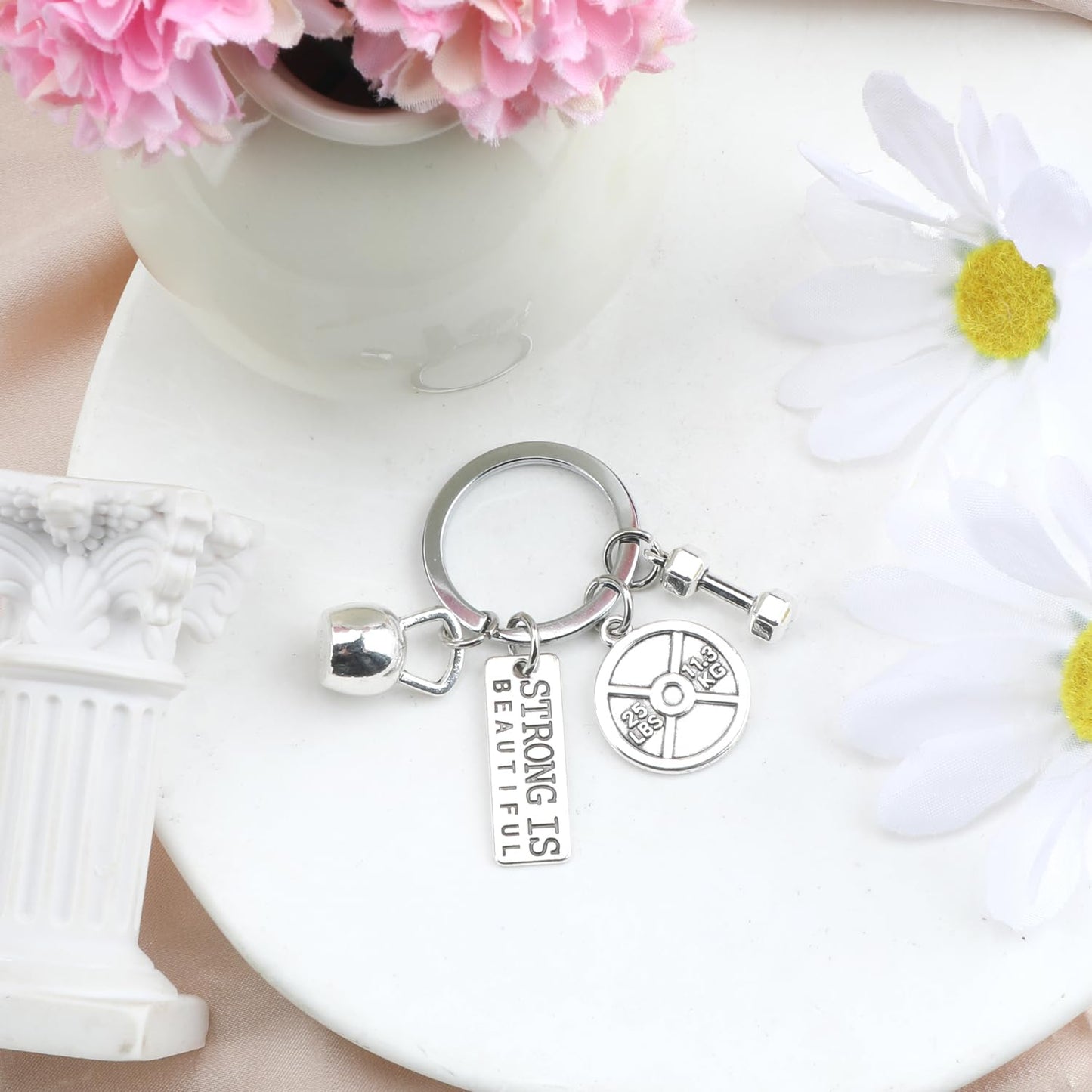 SHTALHST Gym Keychain,Fitness Keychain with Dumbbell Design,Car Key Chain Accessory,Motivational Gifts for Gym Lovers