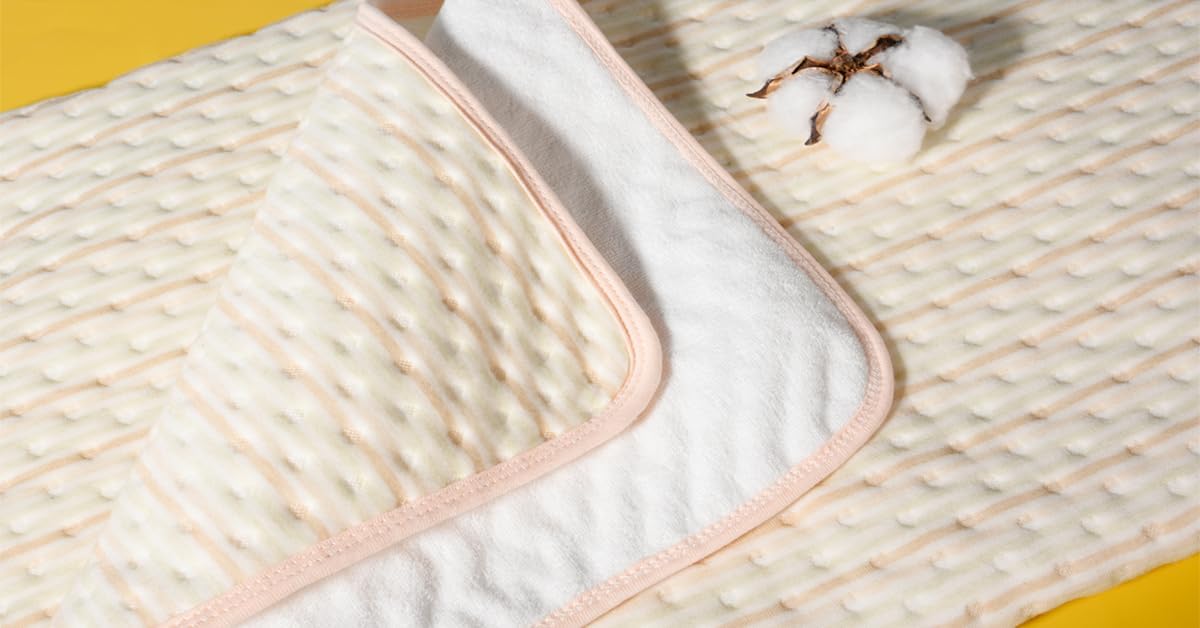 Skiennix Washable Bed Pads for Incontinence - Large 40"x55" Waterproof Underpad for Adults & Pets | Soft Beige
