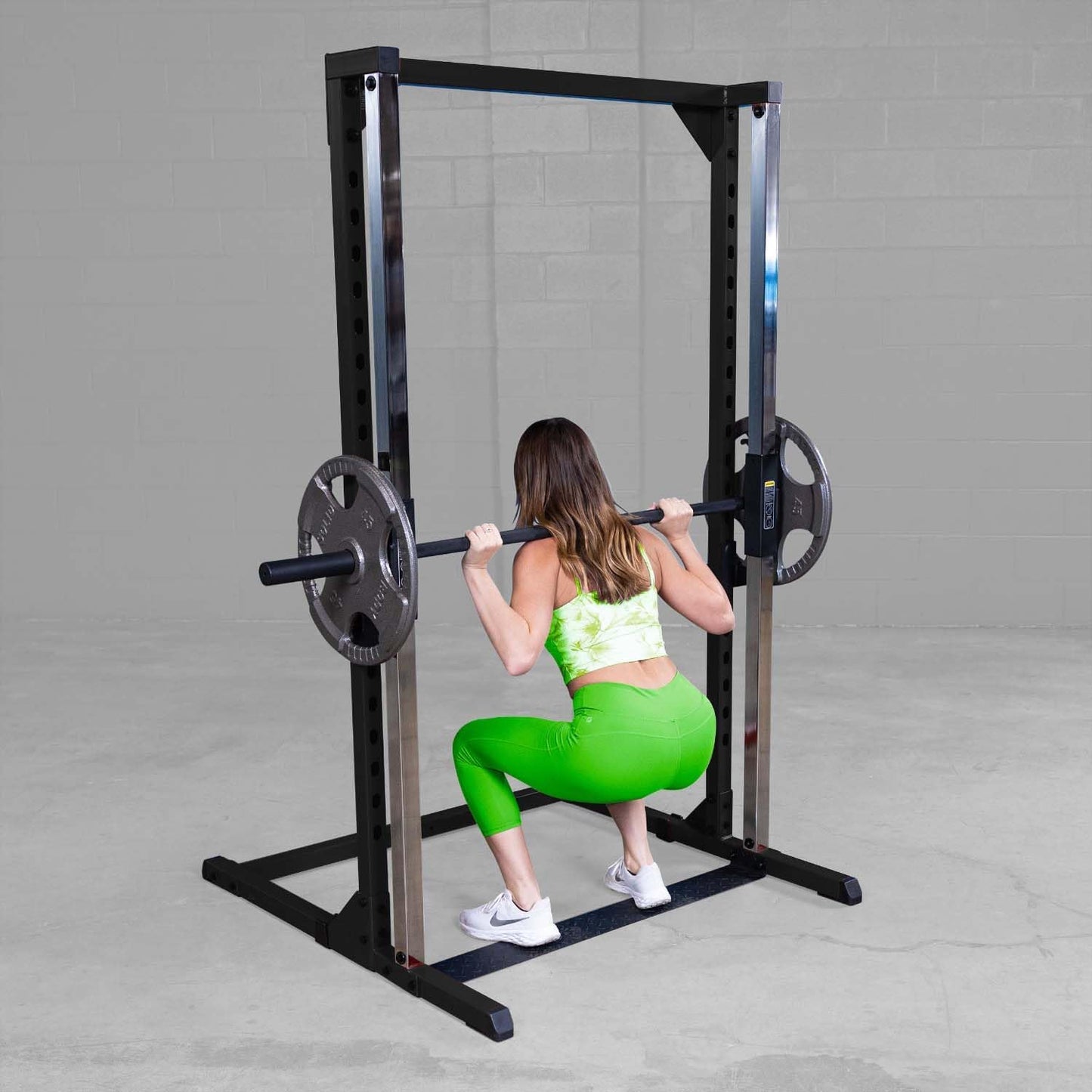 Body-Solid Best Fitness (BFSM250) Smith Machine Without LAT Attachment, Home and Commerciala Gym Strength Training with Safety Bars (Midnight Black)
