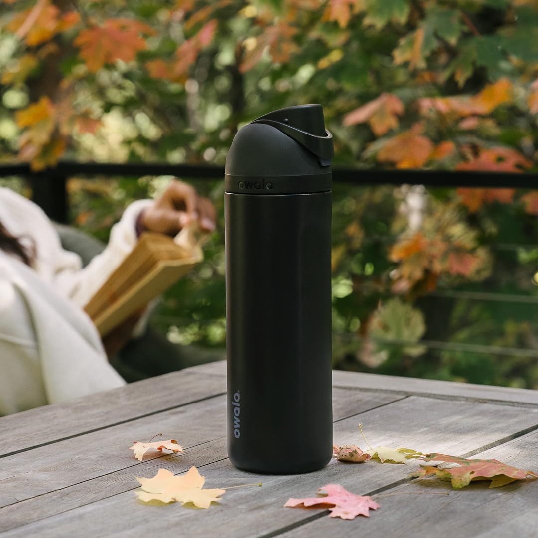 Owala FreeSip Insulated Stainless Steel Water Bottle with Straw, BPA-Free Sports Water Bottle, Great for Travel, 24 Oz, Very, Very Dark